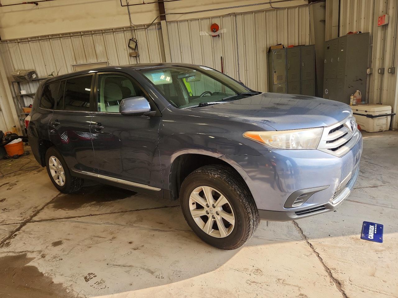 2013 Toyota Highlander Base Синий vin: 5TDZA3EH6DS044124