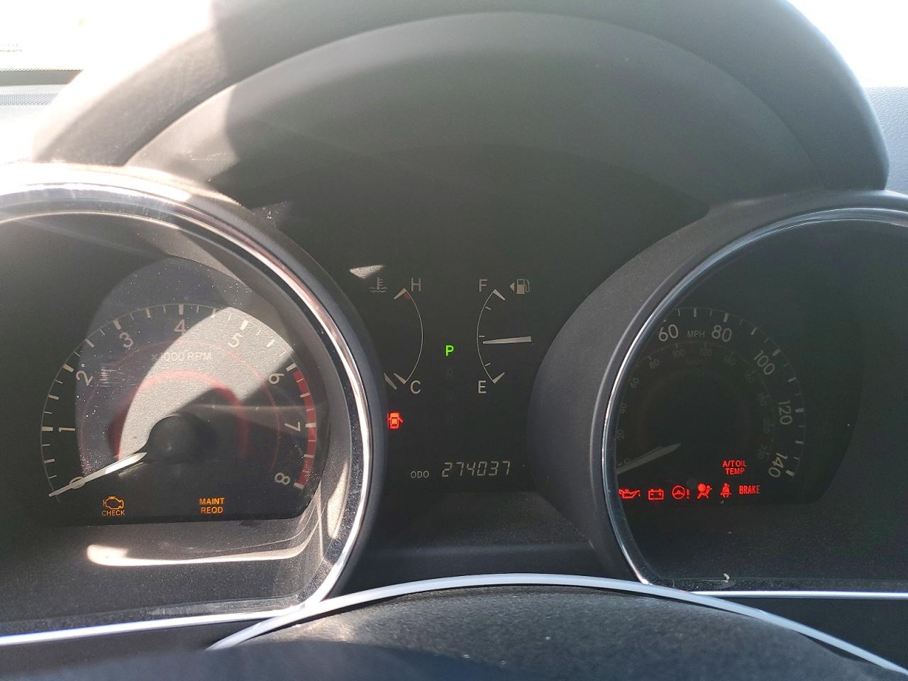 2011 Toyota Highlander Base White vin: 5TDZA3EH7BS009475