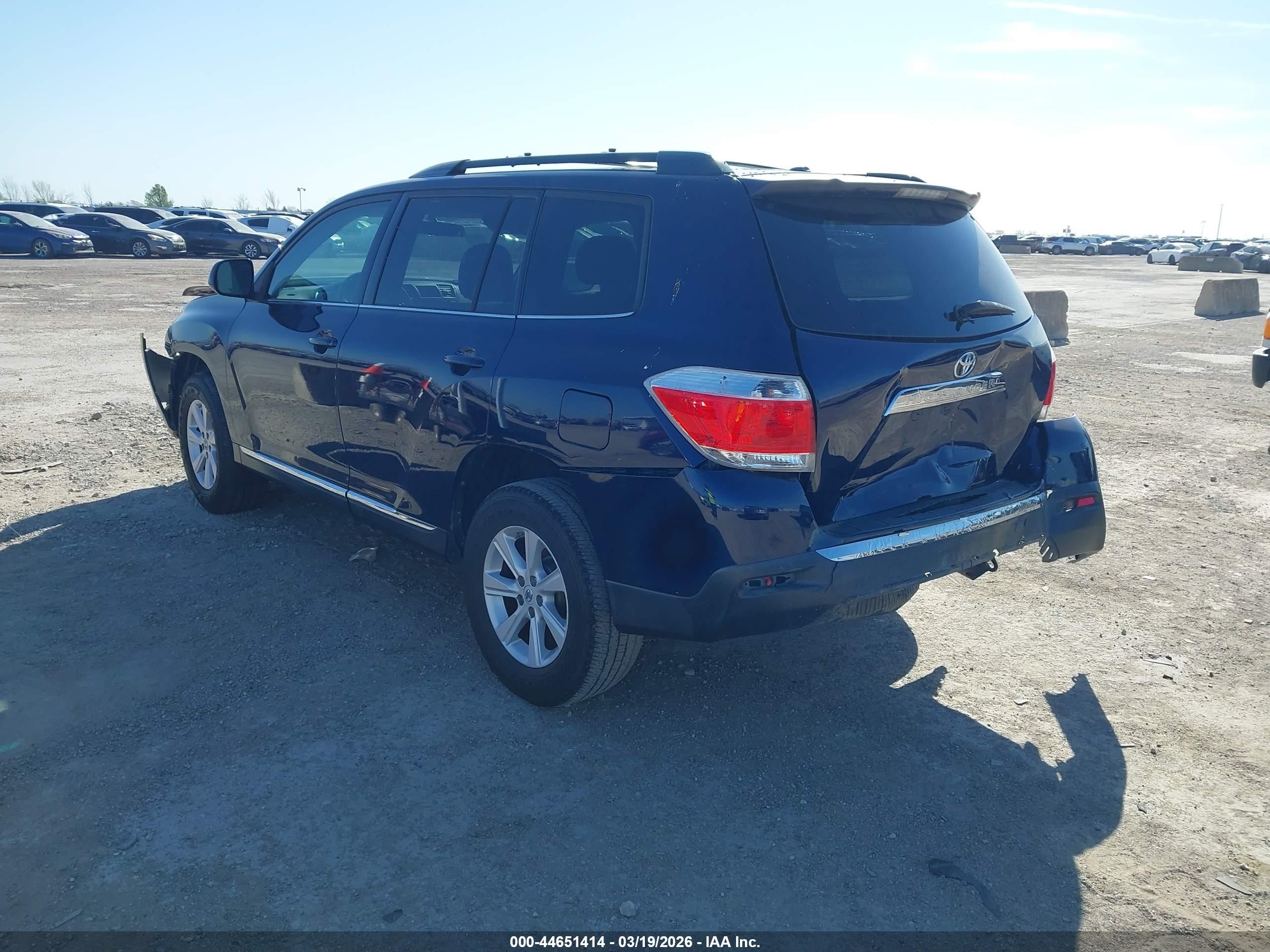 2012 Toyota Highlander   Blue vin: 5TDZA3EH7CS022700