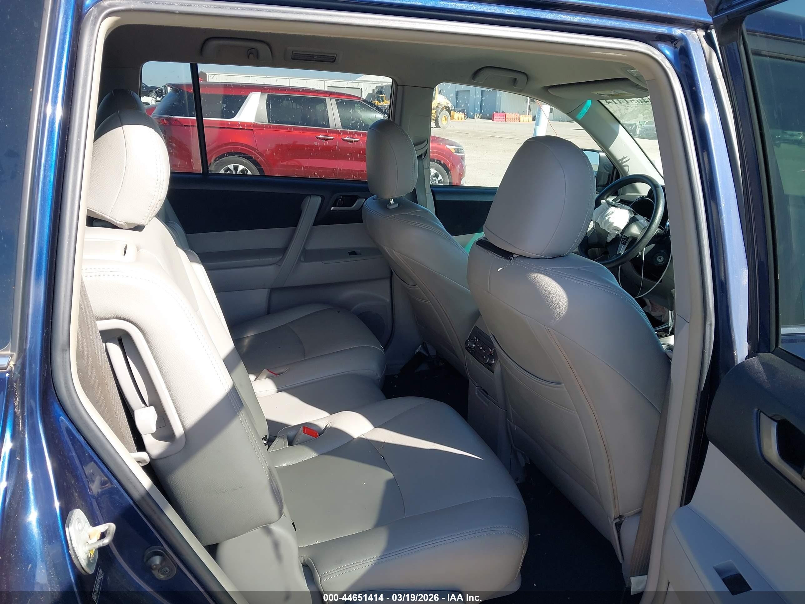 2012 Toyota Highlander   Blue vin: 5TDZA3EH7CS022700