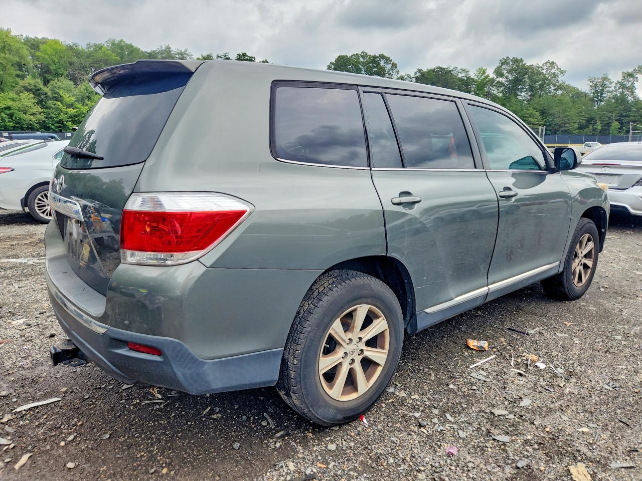 2013 Toyota Highlander Base Gray vin: 5TDZA3EH7DS031981