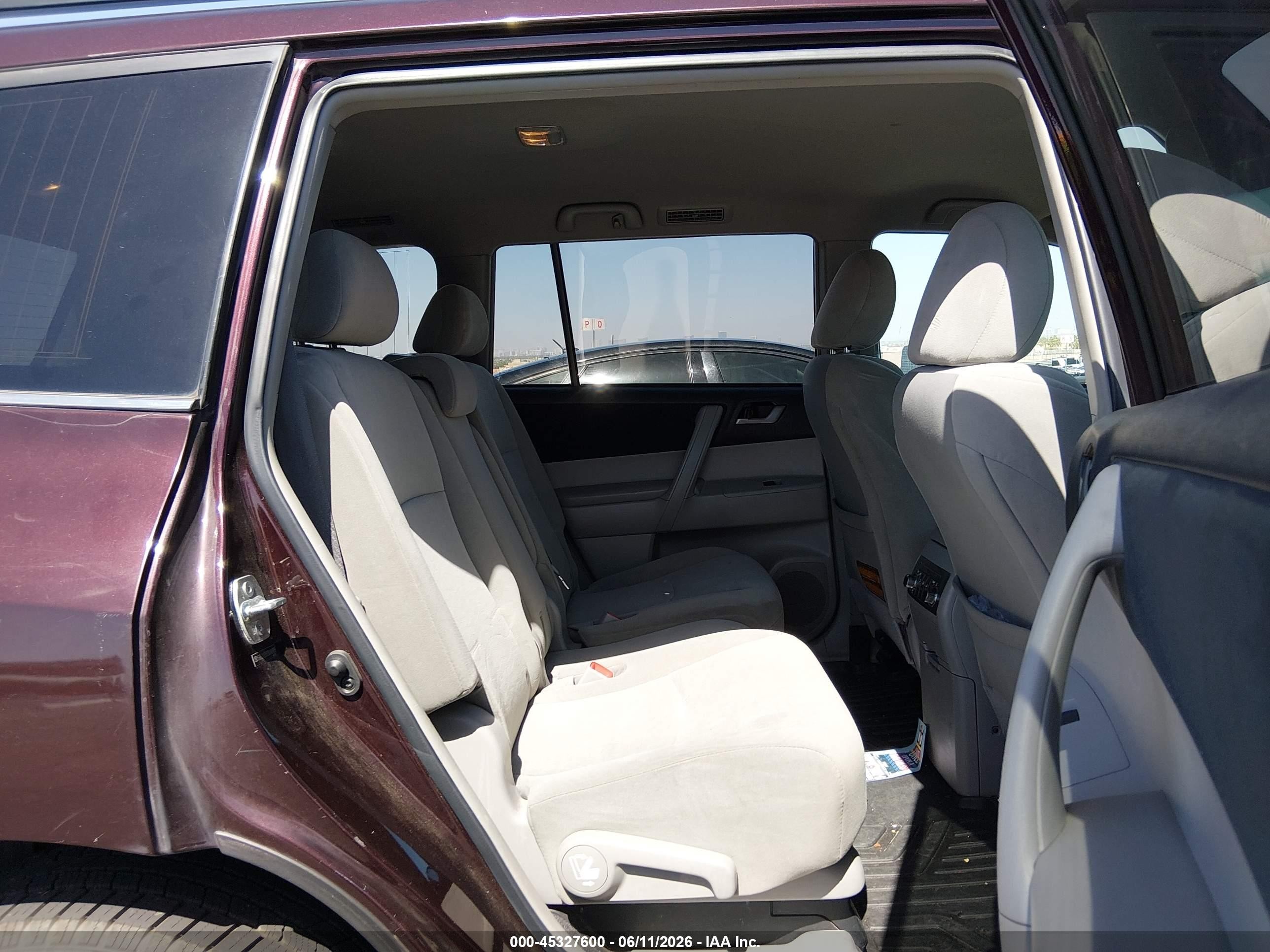 2013 Toyota Highlander Base Plus Purple vin: 5TDZA3EH7DS040809