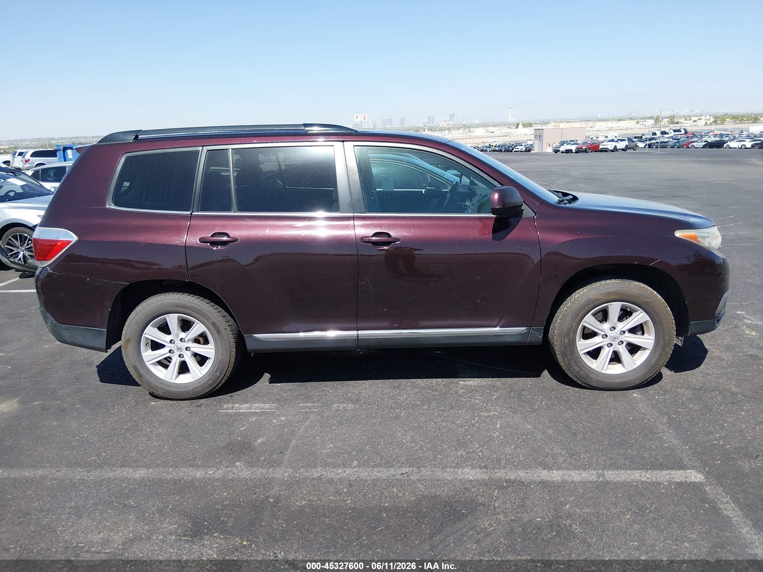 2013 Toyota Highlander Base Plus Purple vin: 5TDZA3EH7DS040809