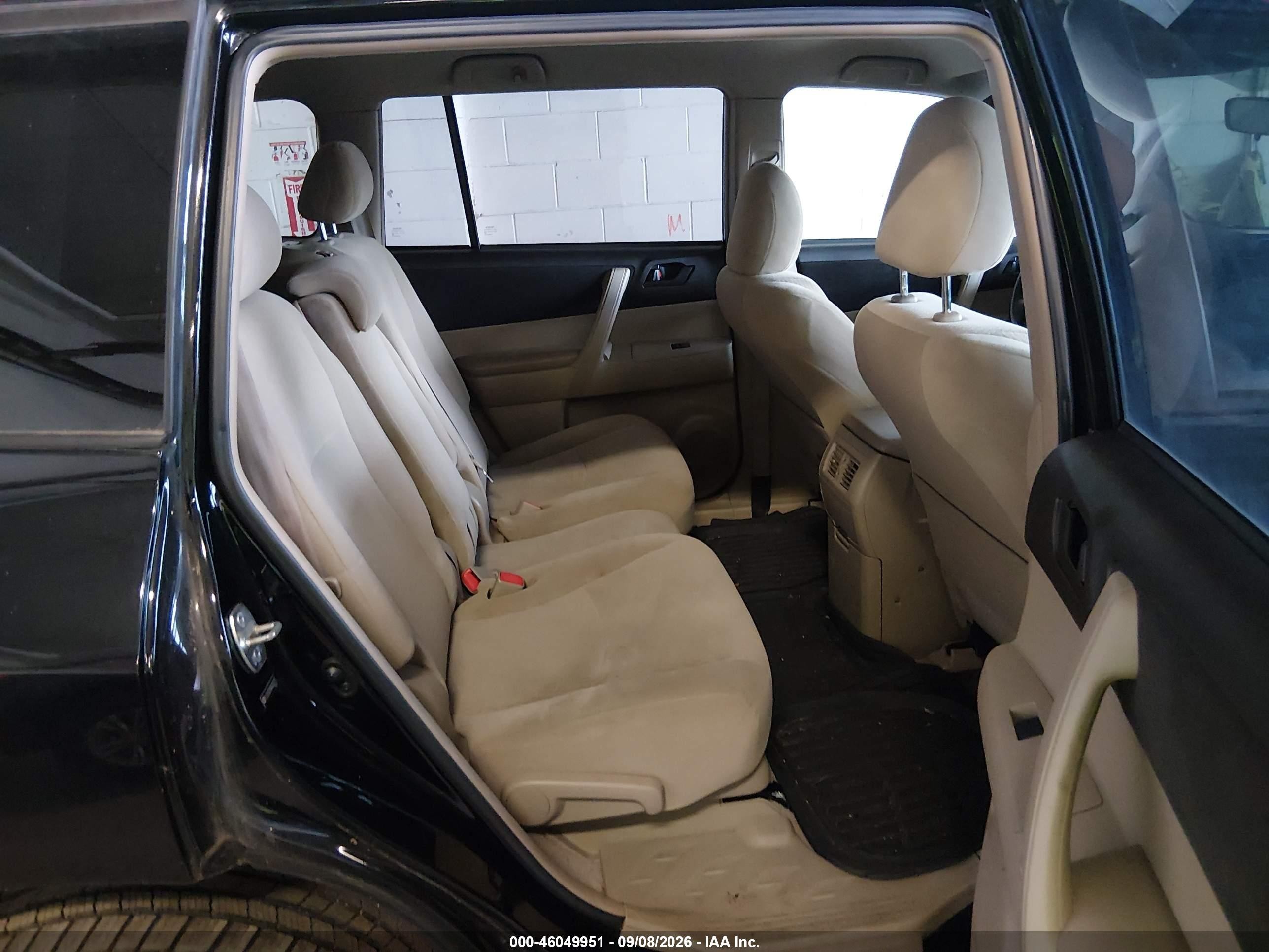 2010 Toyota Highlander   Black vin: 5TDZA3EH8AS002775