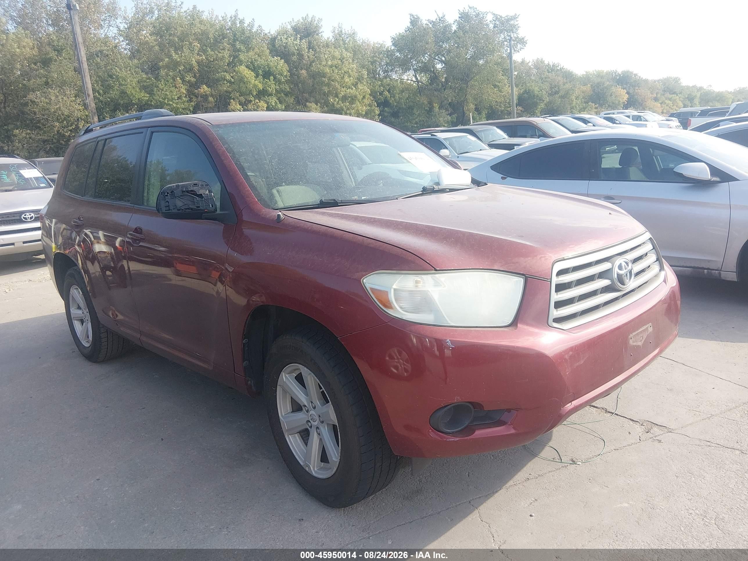 2010 Toyota Highlander   Burgundy vin: 5TDZA3EH8AS003022