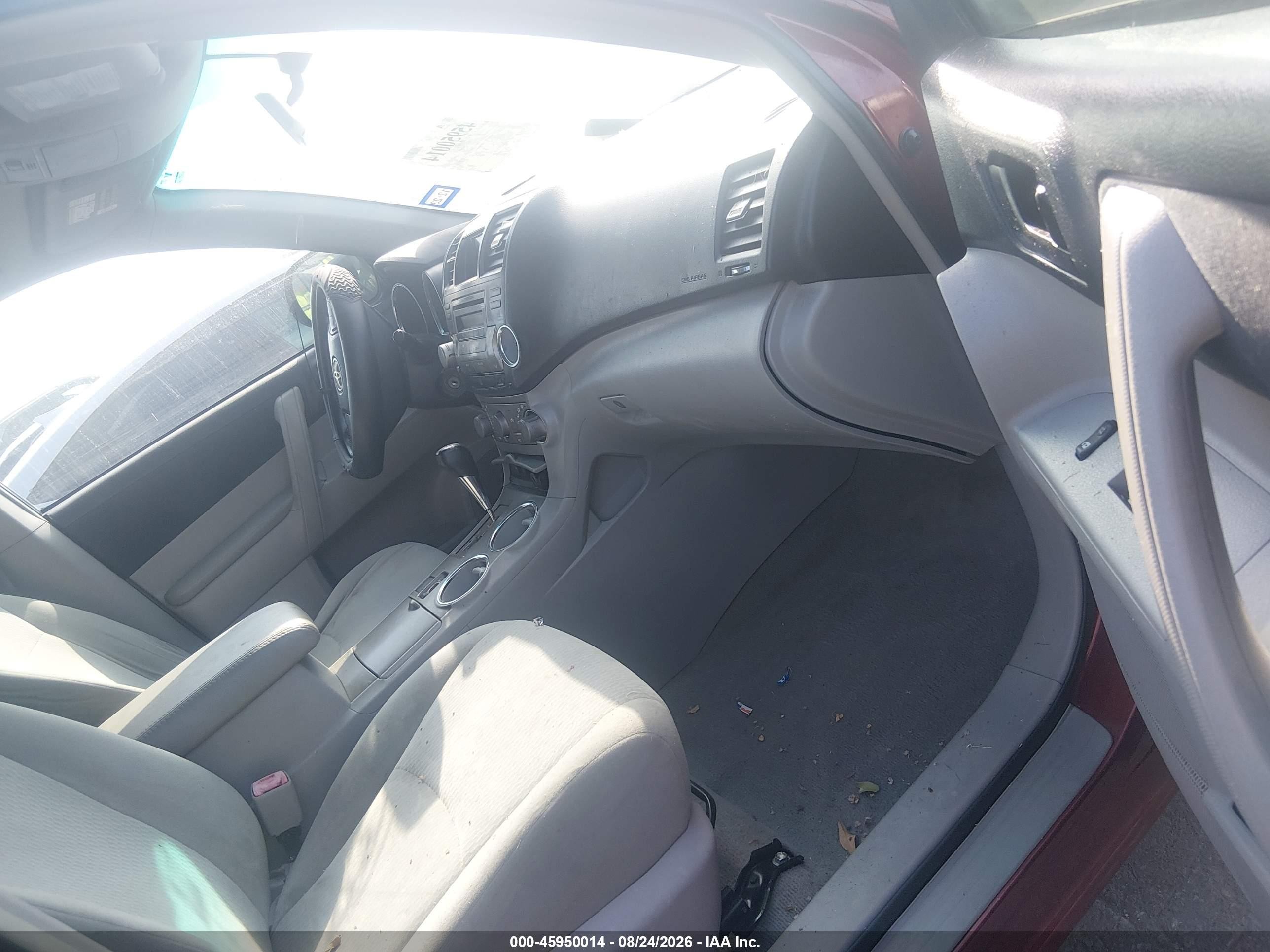 2010 Toyota Highlander   Бордовый vin: 5TDZA3EH8AS003022
