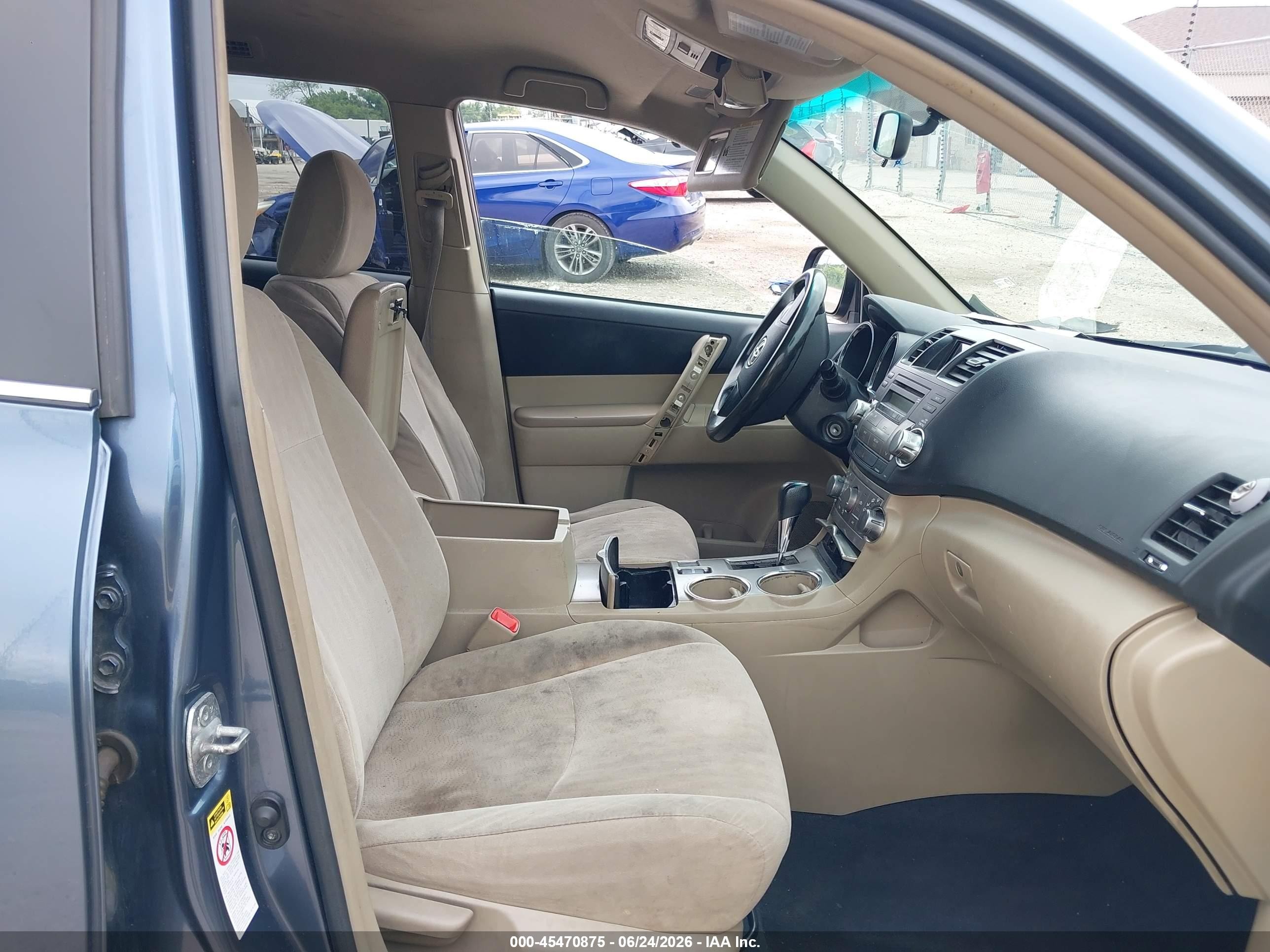 2011 Toyota Highlander   Blue vin: 5TDZA3EH8BS009016