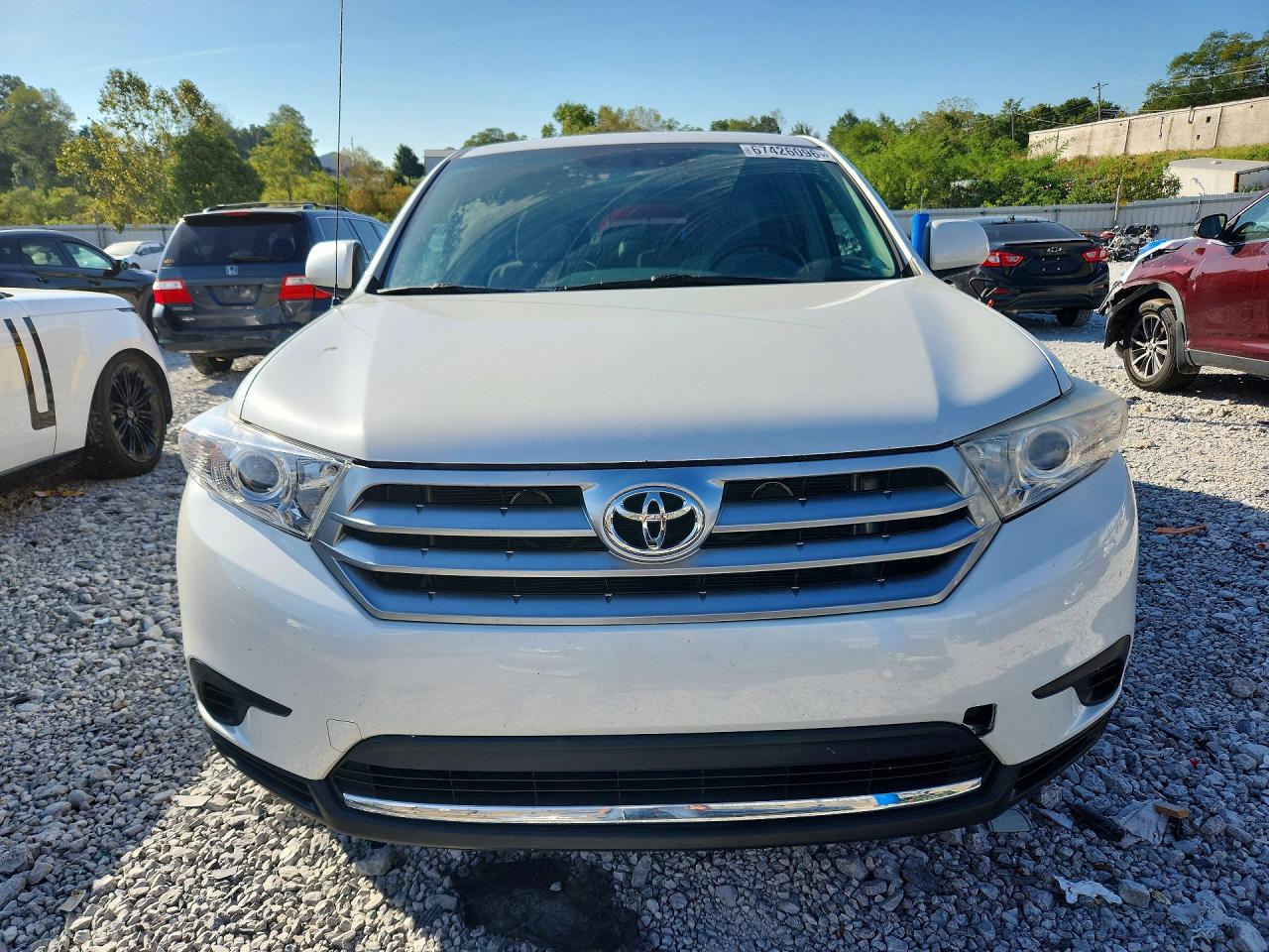 2012 Toyota Highlander Base White vin: 5TDZA3EH8CS018140