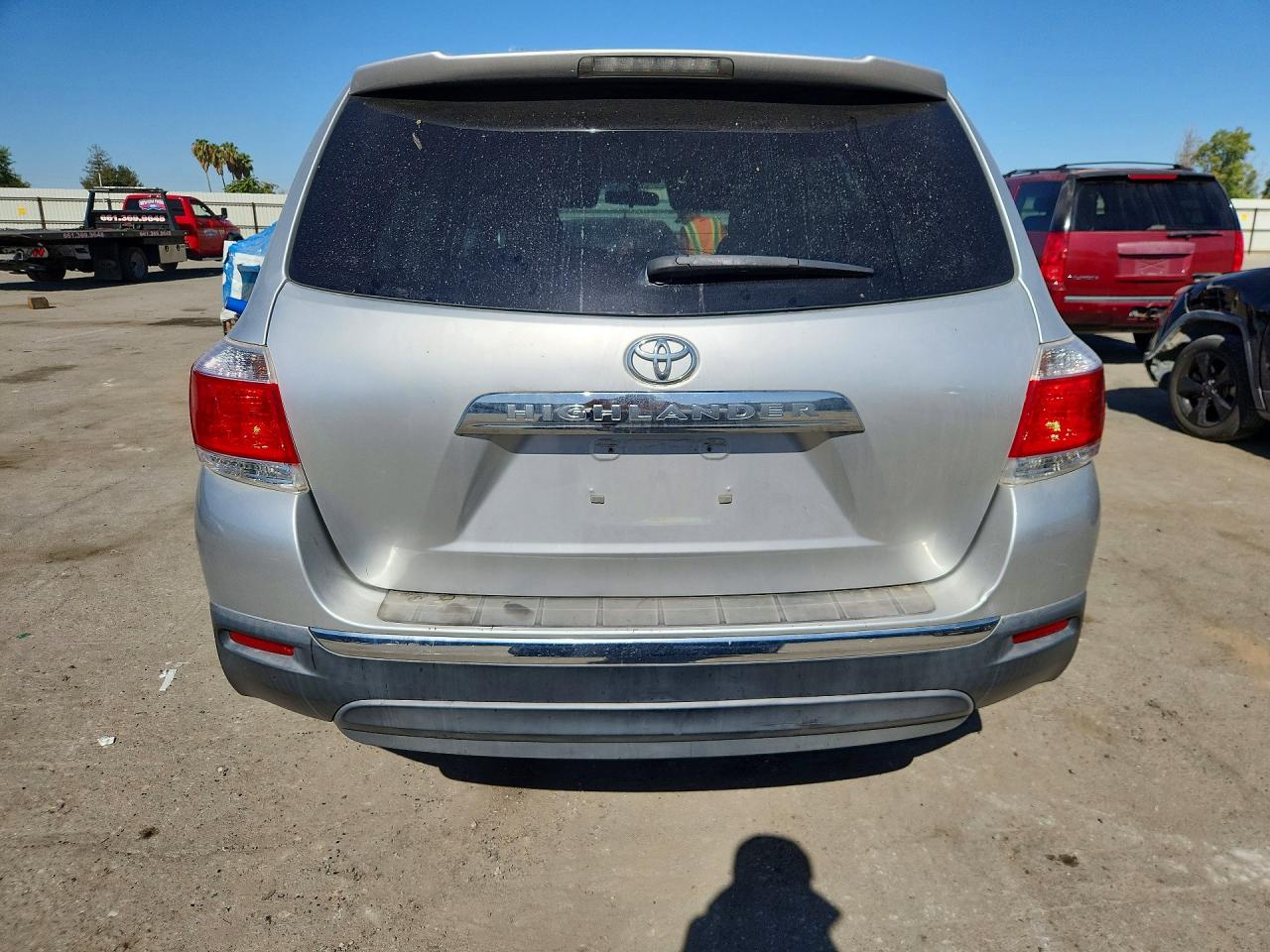 2012 Toyota Highlander Base Silver vin: 5TDZA3EH8CS018834