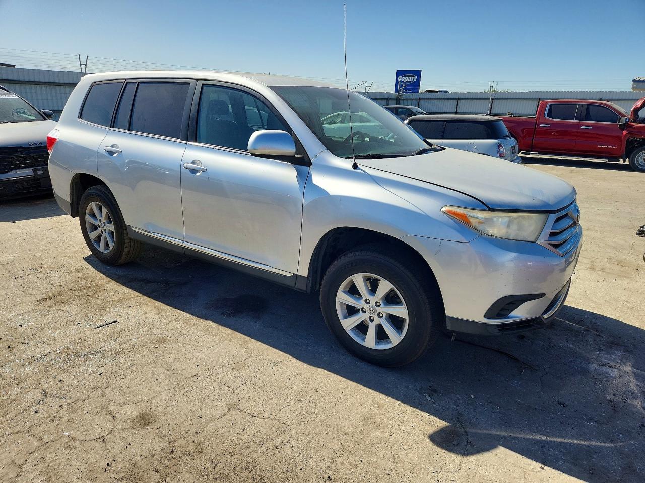 2012 Toyota Highlander Base Silver vin: 5TDZA3EH8CS018834