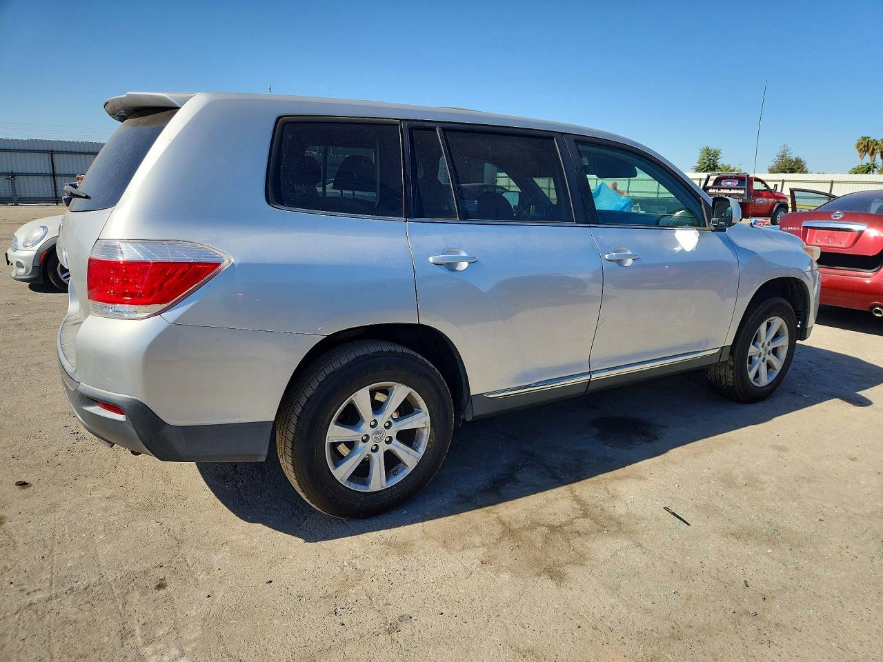 2012 Toyota Highlander Base Silver vin: 5TDZA3EH8CS018834