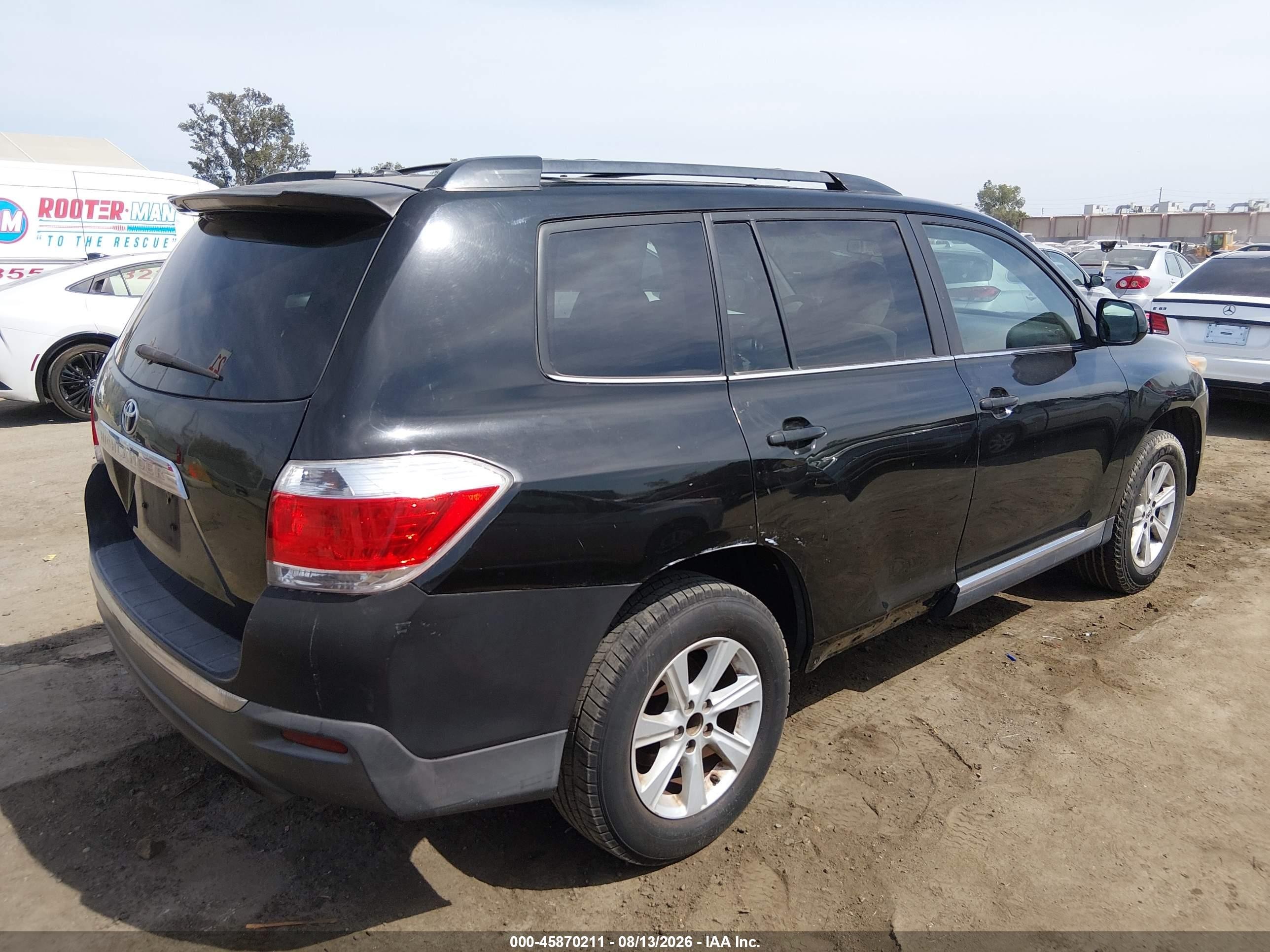 2012 Toyota Highlander   Черный vin: 5TDZA3EH8CS022222