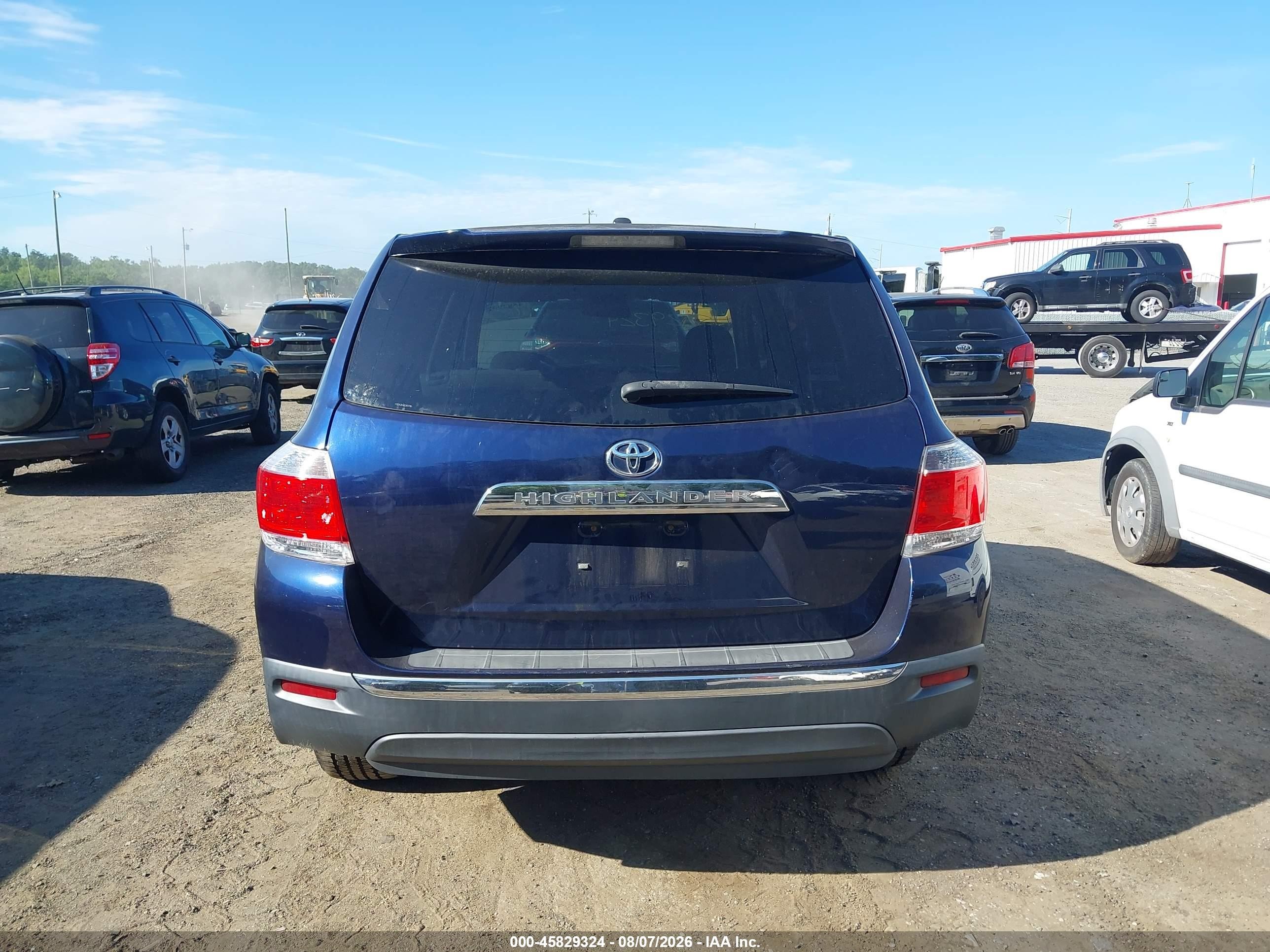 2012 Toyota Highlander   Blue vin: 5TDZA3EH8CS025184