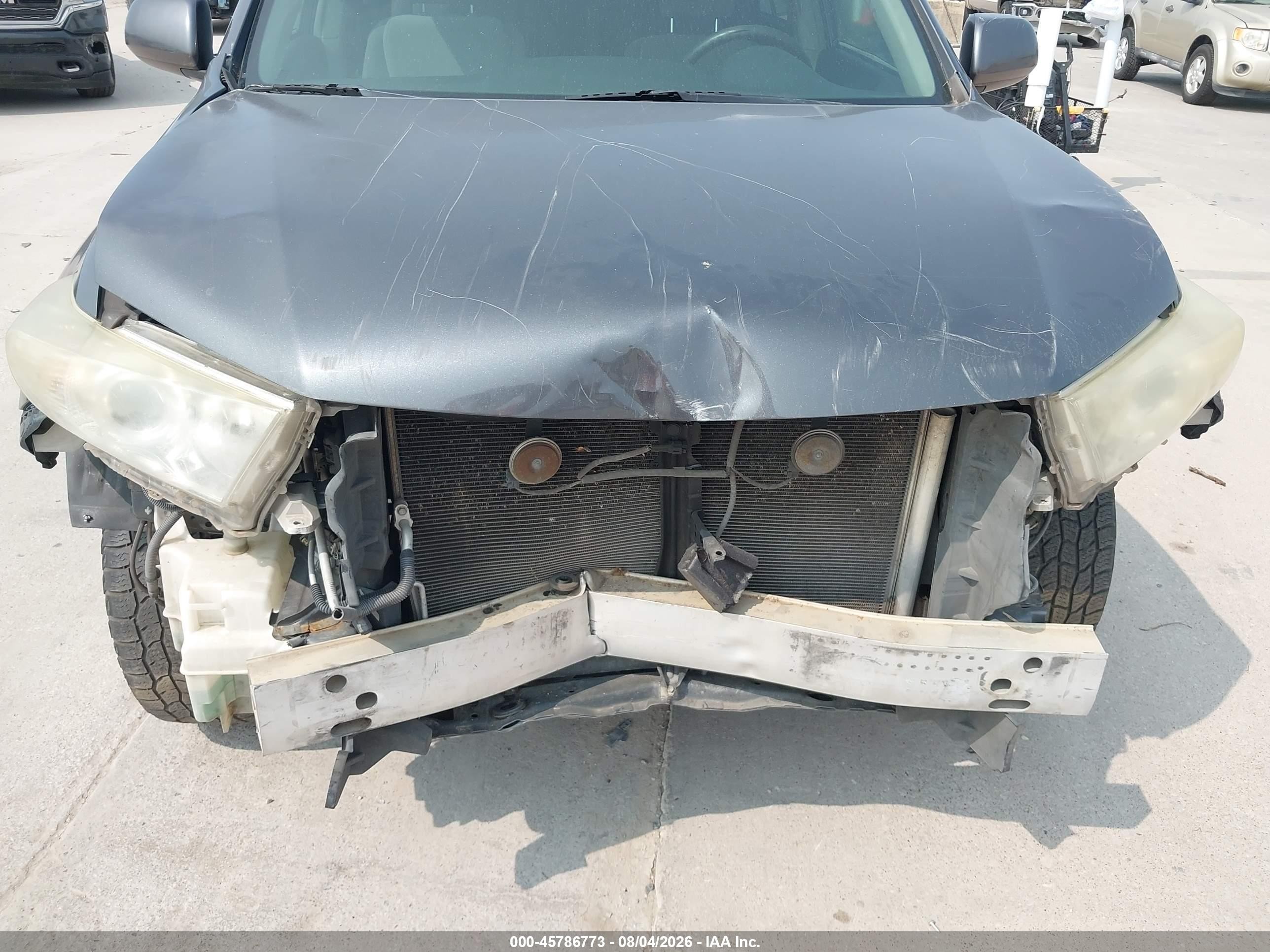 2013 Toyota Highlander Серый vin: 5TDZA3EH8DS035229