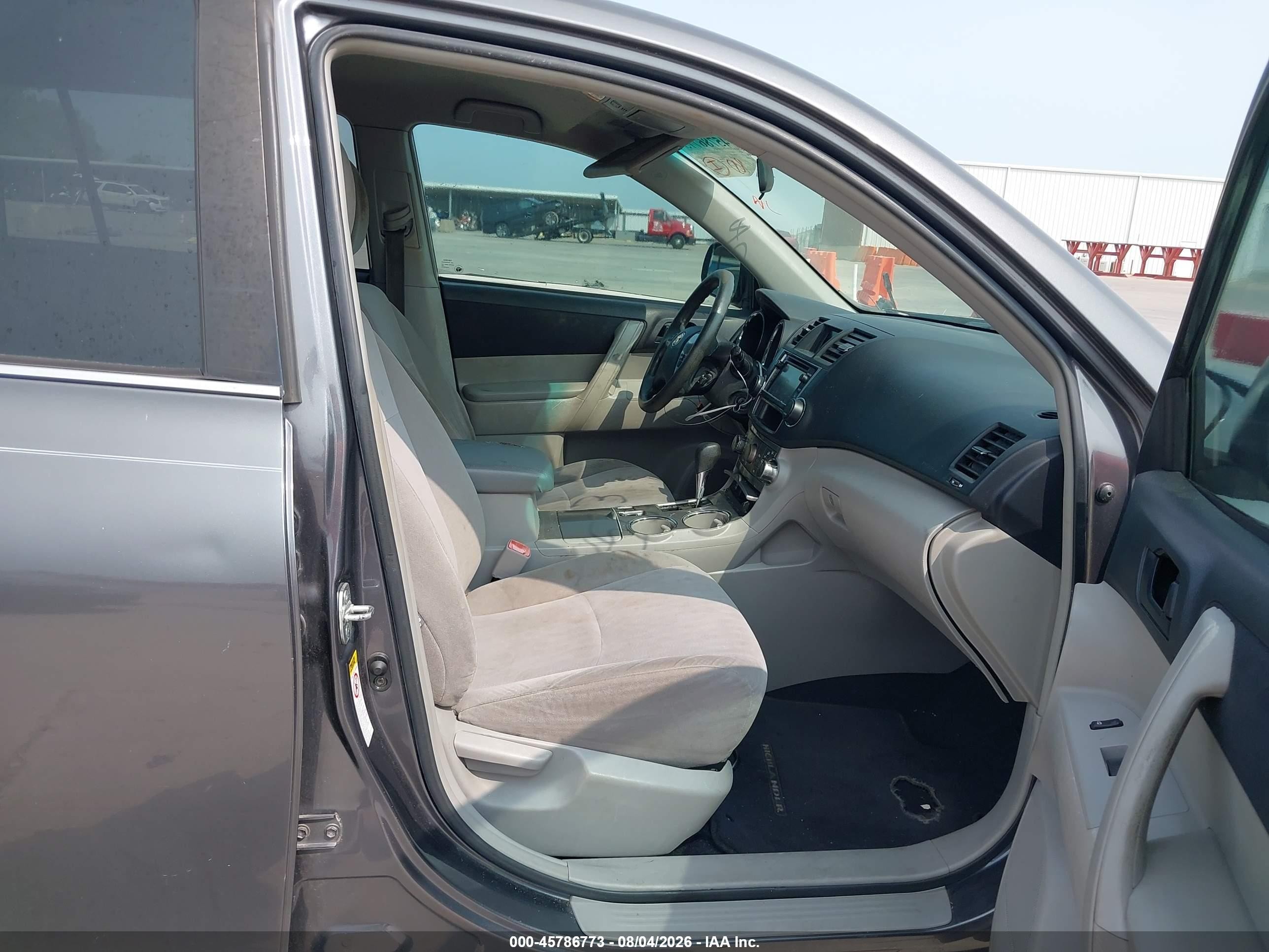 2013 Toyota Highlander Серый vin: 5TDZA3EH8DS035229