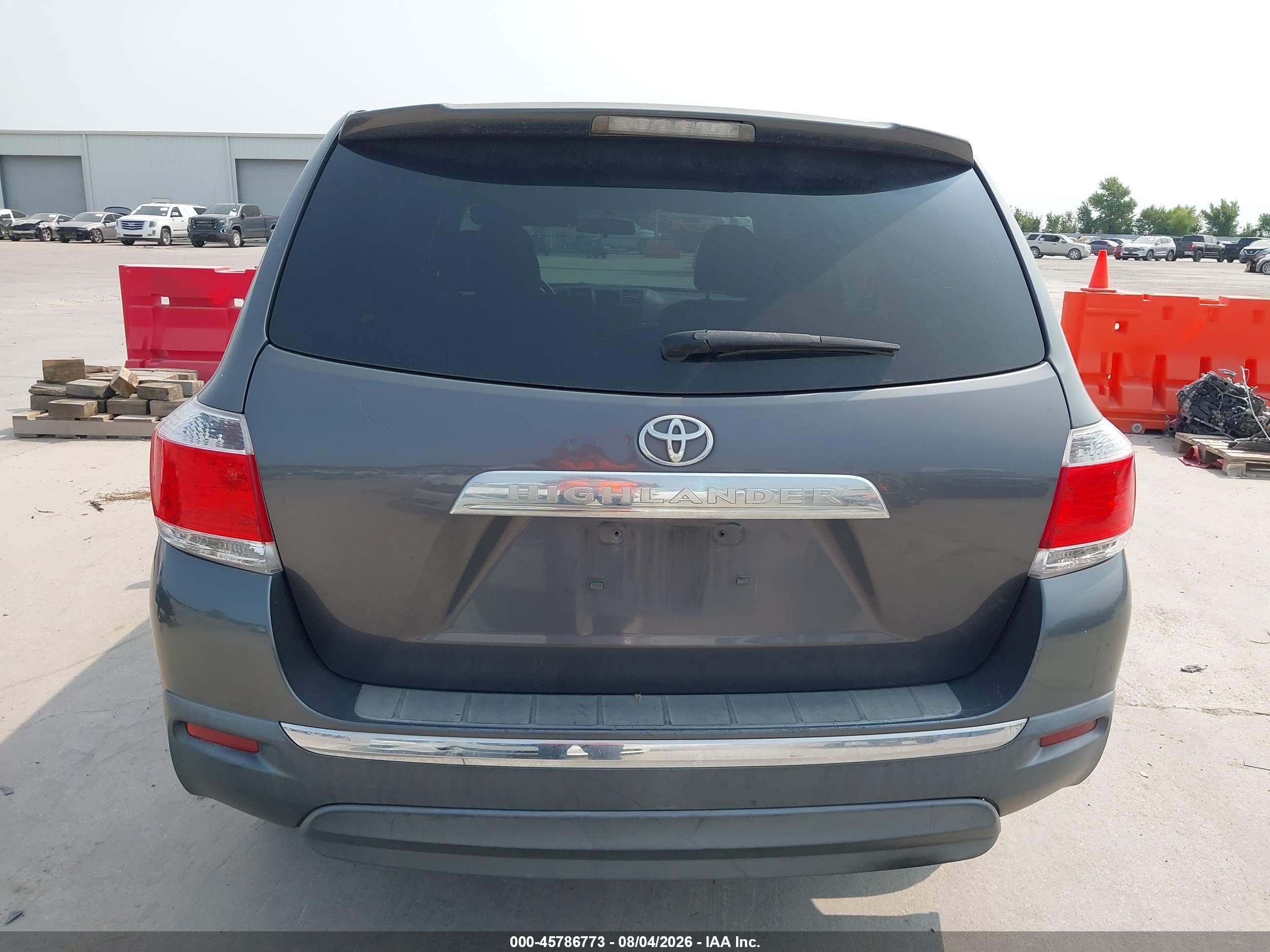 2013 Toyota Highlander Серый vin: 5TDZA3EH8DS035229