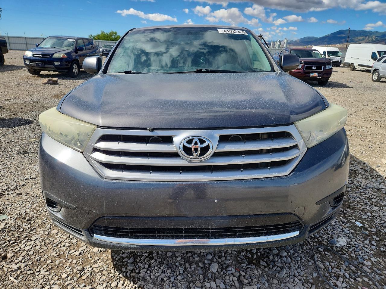 2013 Toyota Highlander Base Gray vin: 5TDZA3EH8DS035697