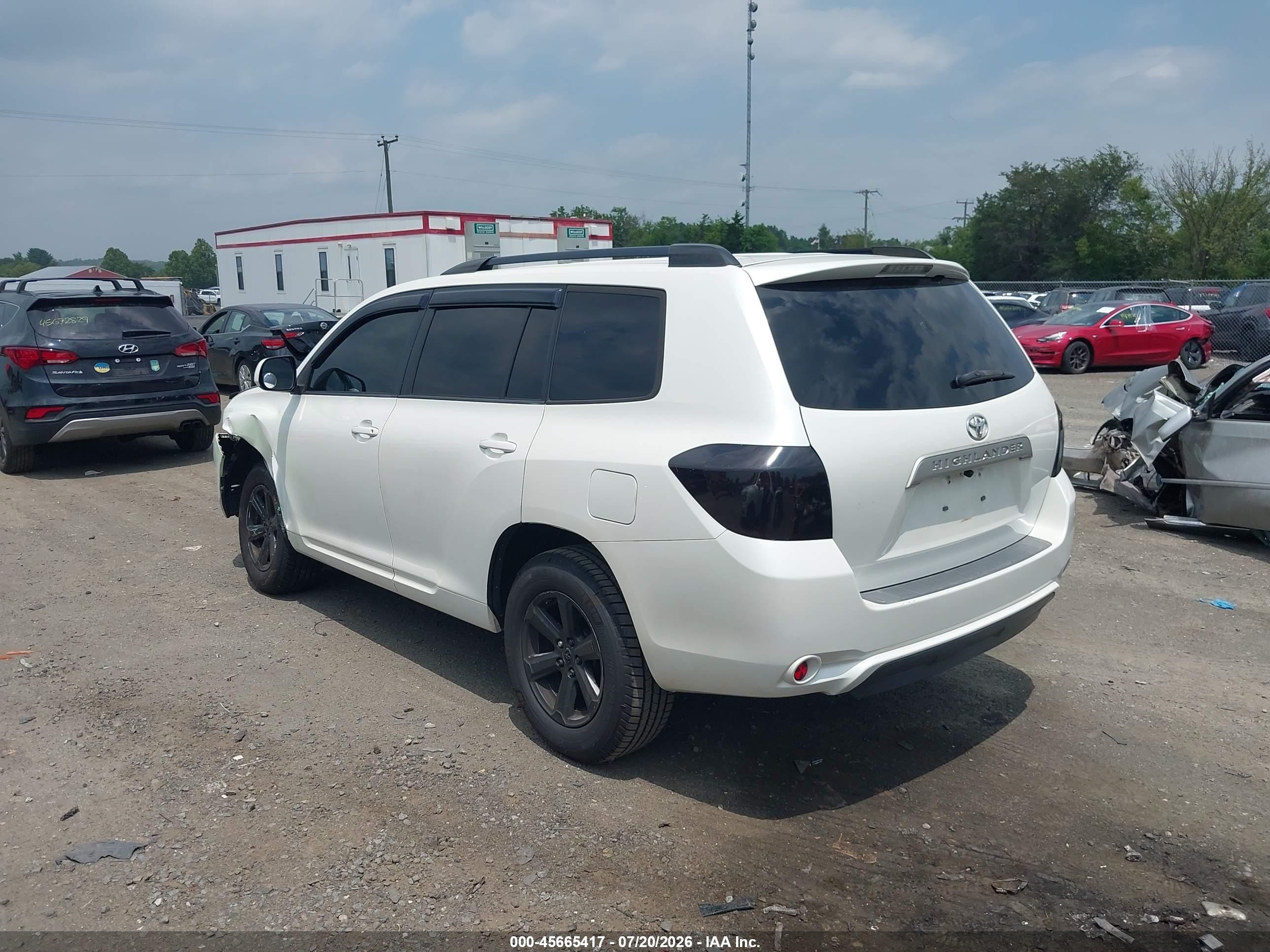 2010 Toyota Highlander   White vin: 5TDZA3EH9AS004650