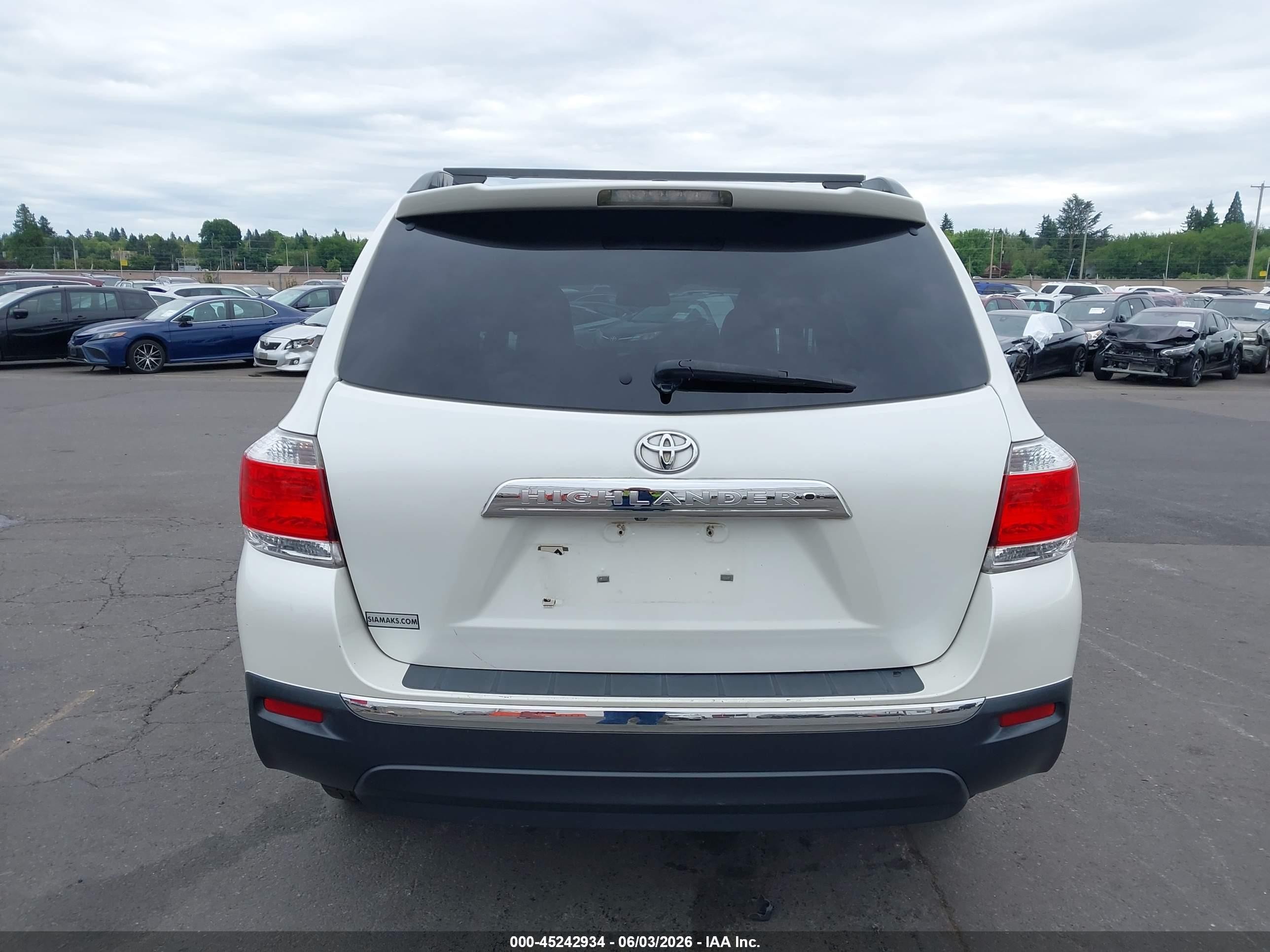 2012 Toyota Highlander Se White vin: 5TDZA3EH9CS021256