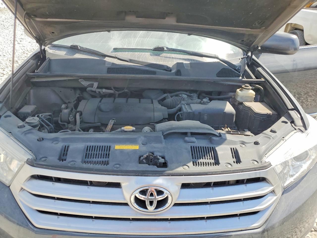 2013 Toyota Highlander Base Gray vin: 5TDZA3EH9DS043050