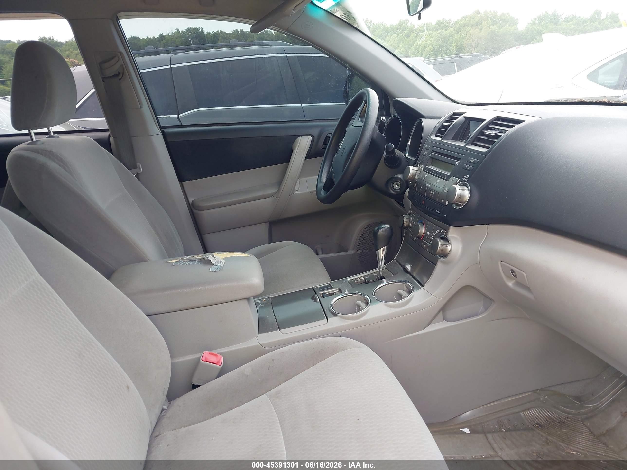 2010 Toyota Highlander   Black vin: 5TDZA3EHXAS006875
