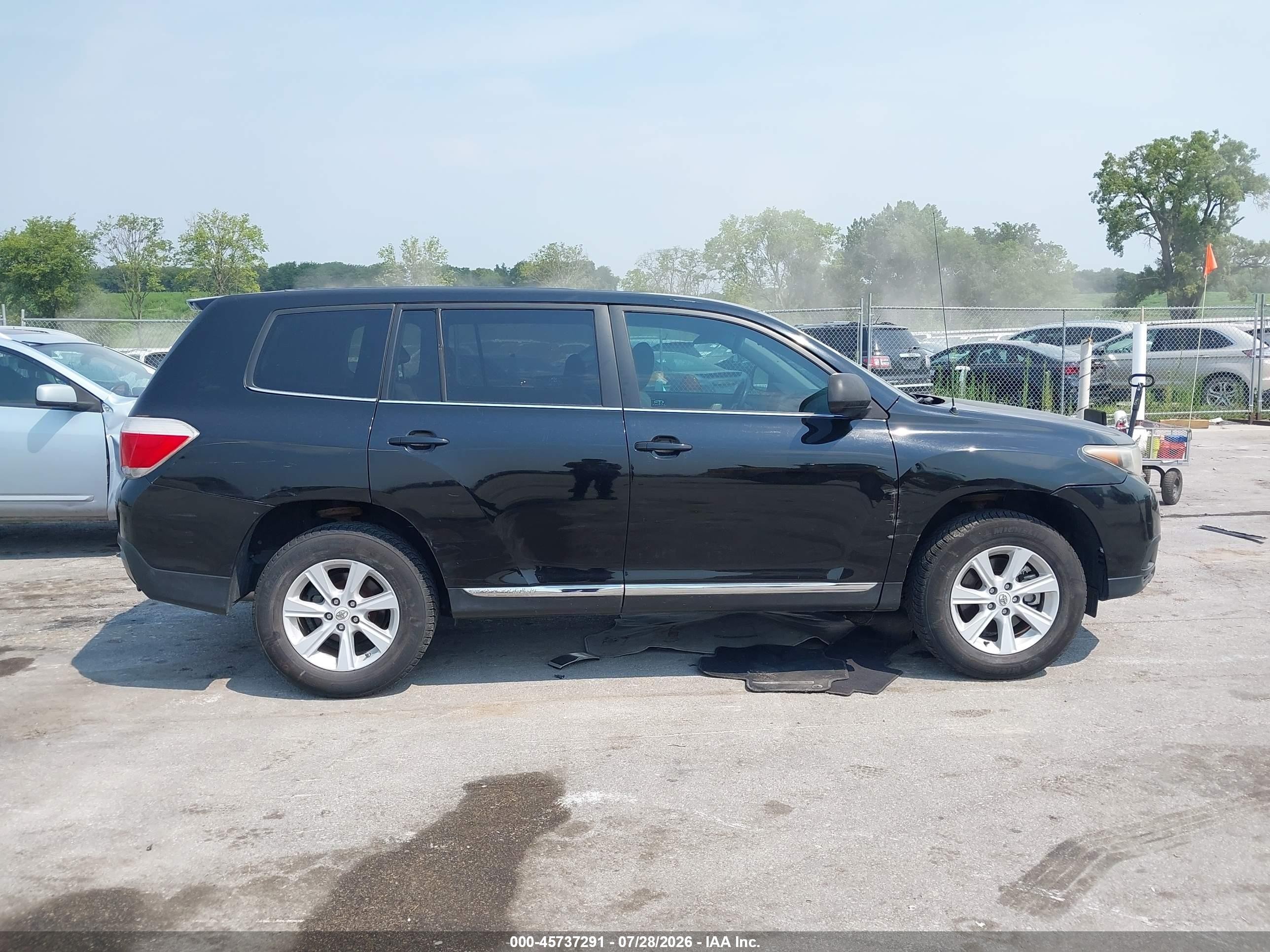 2012 Toyota Highlander   Black vin: 5TDZA3EHXCS025848