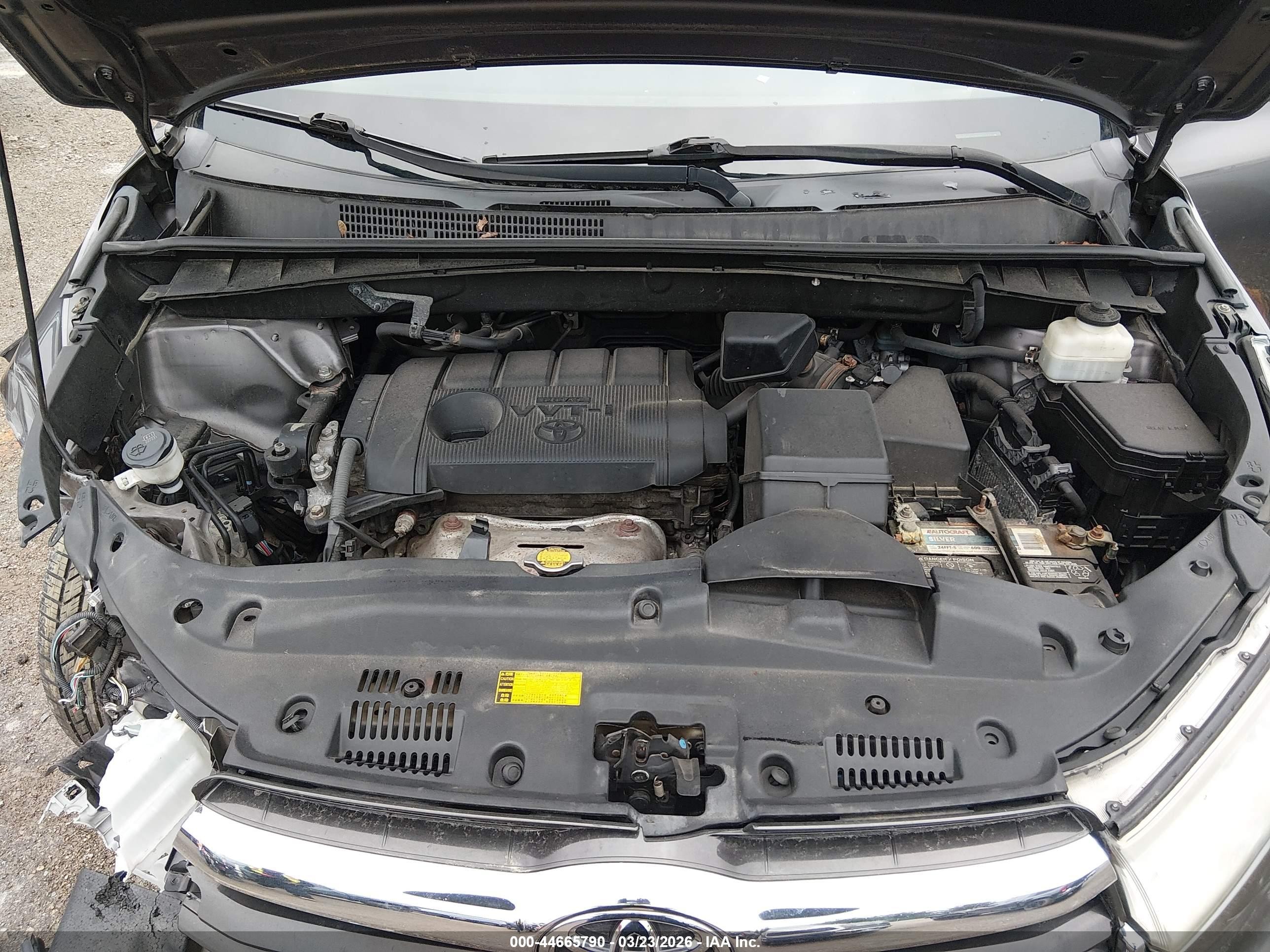 2014 Toyota Highlander Le Gray vin: 5TDZARFH0ES008609