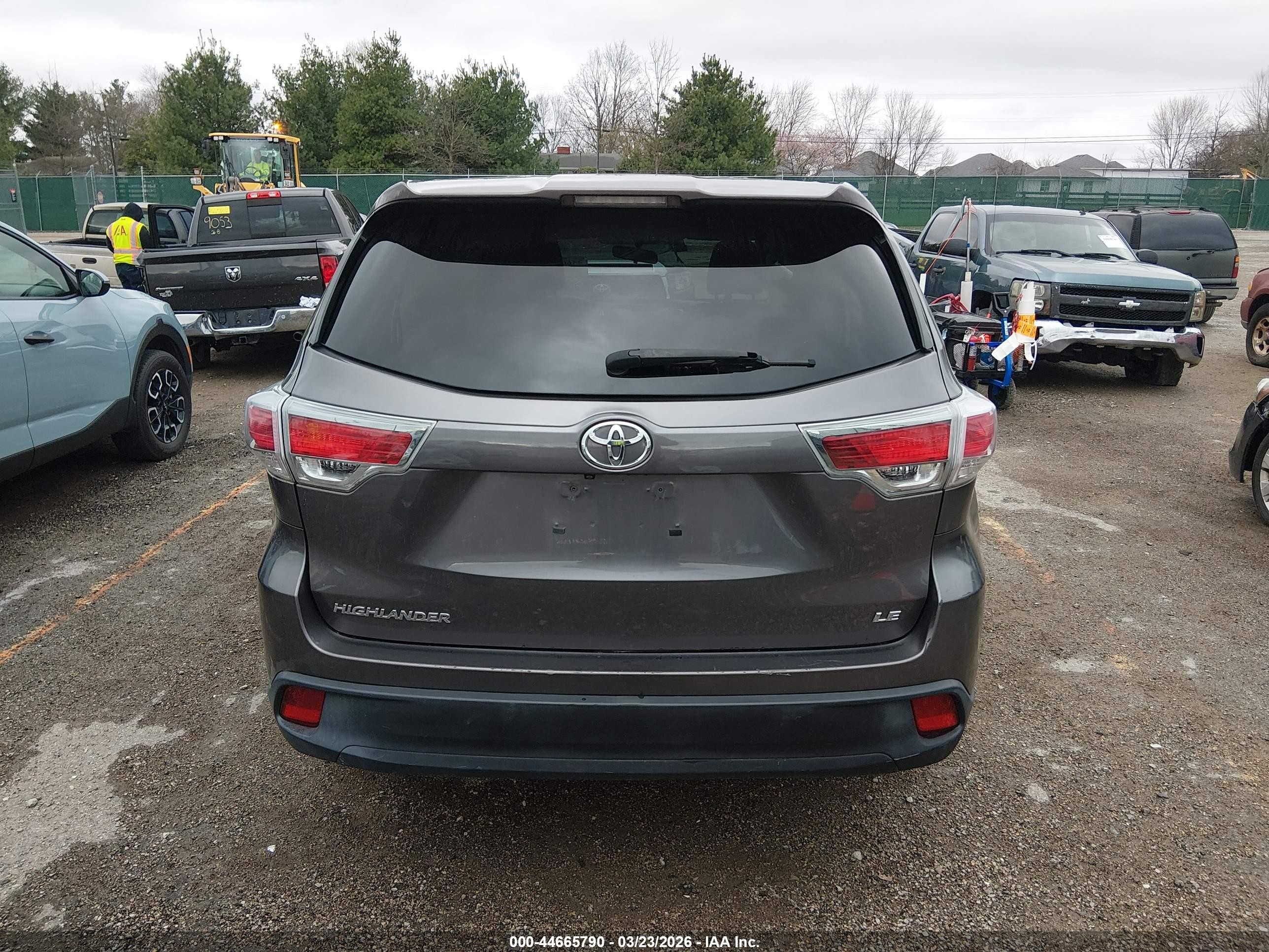 2014 Toyota Highlander Le Gray vin: 5TDZARFH0ES008609