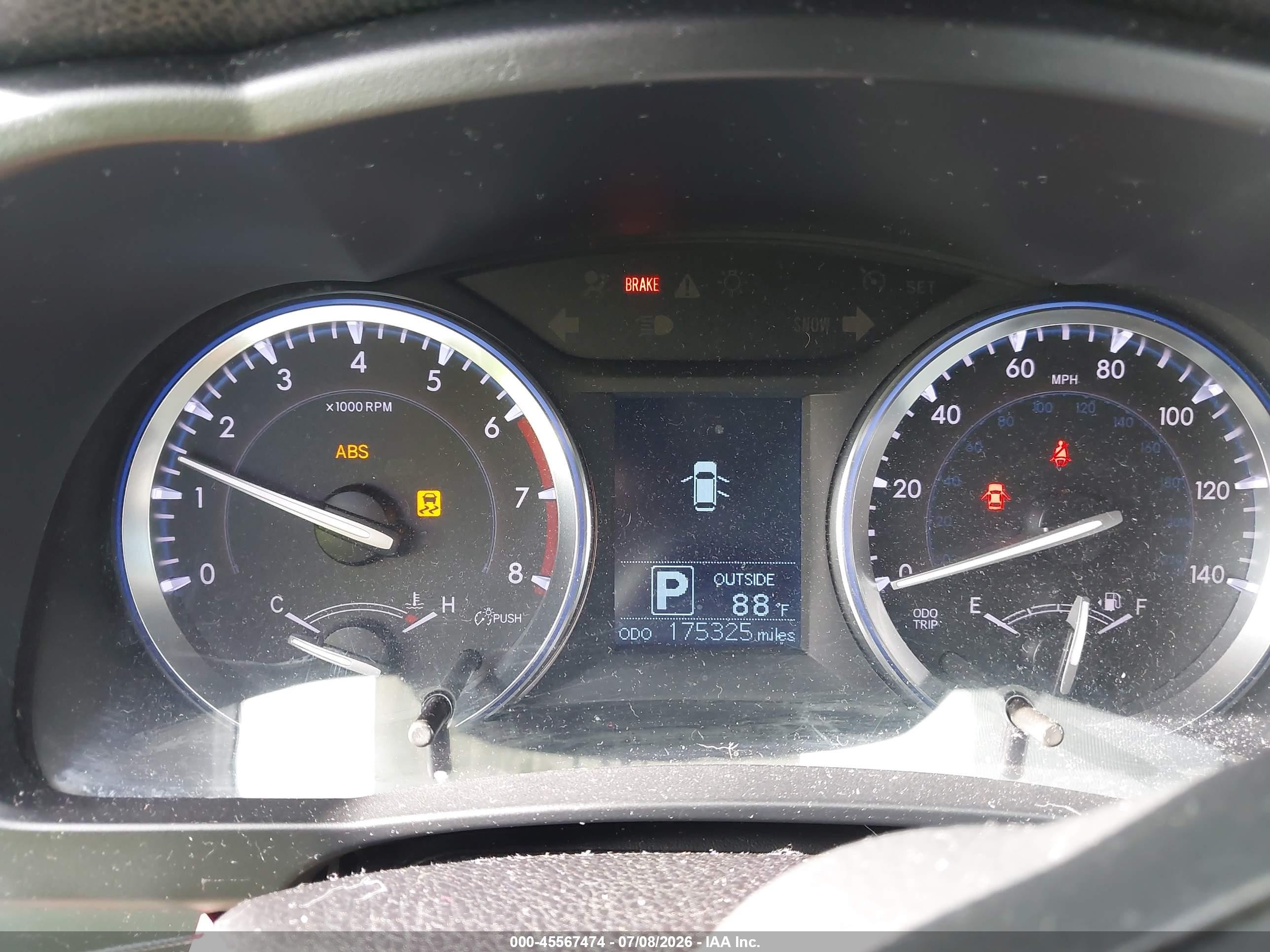 2014 Toyota Highlander Le Gray vin: 5TDZARFH1ES004505