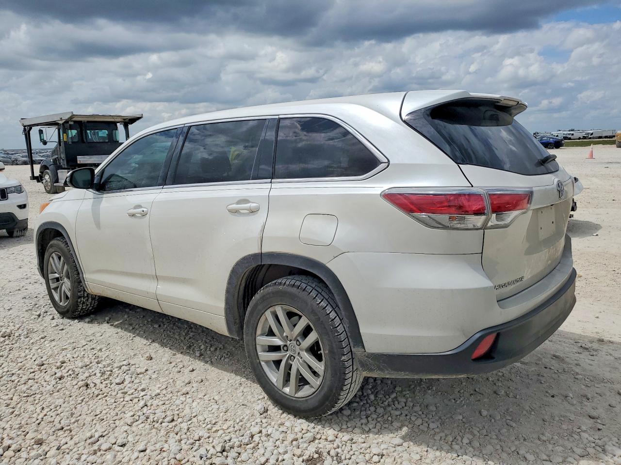 2014 Toyota Highlander Le Белый vin: 5TDZARFH1ES005010