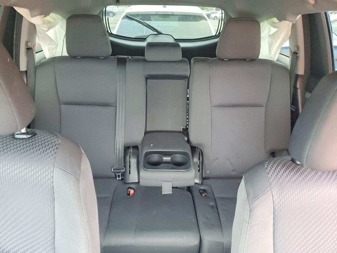 2014 Toyota Highlander Le Silver vin: 5TDZARFH1ES006061