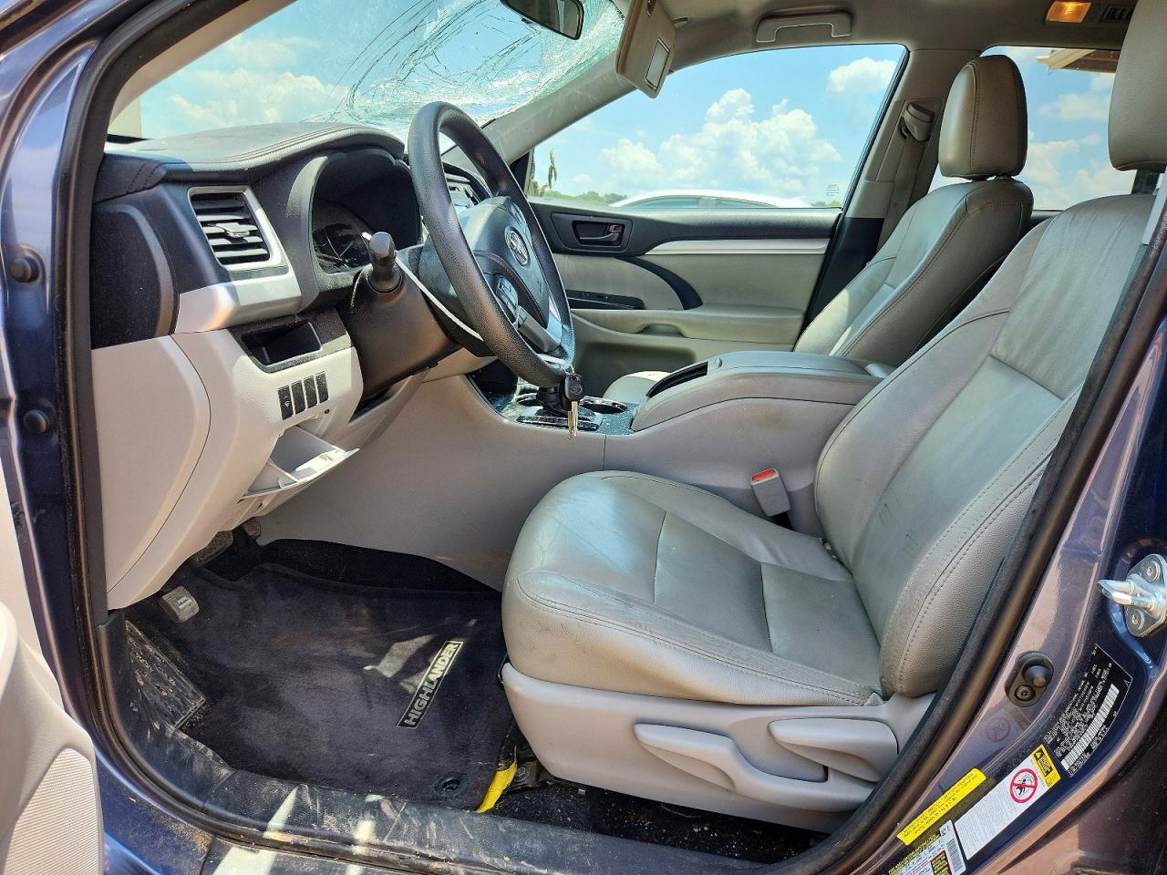 2014 Toyota Highlander Le Blue vin: 5TDZARFH5ES008315