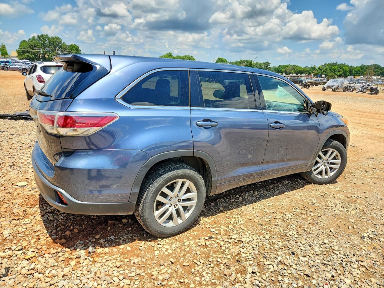 2014 Toyota Highlander Le Blue vin: 5TDZARFH5ES008315