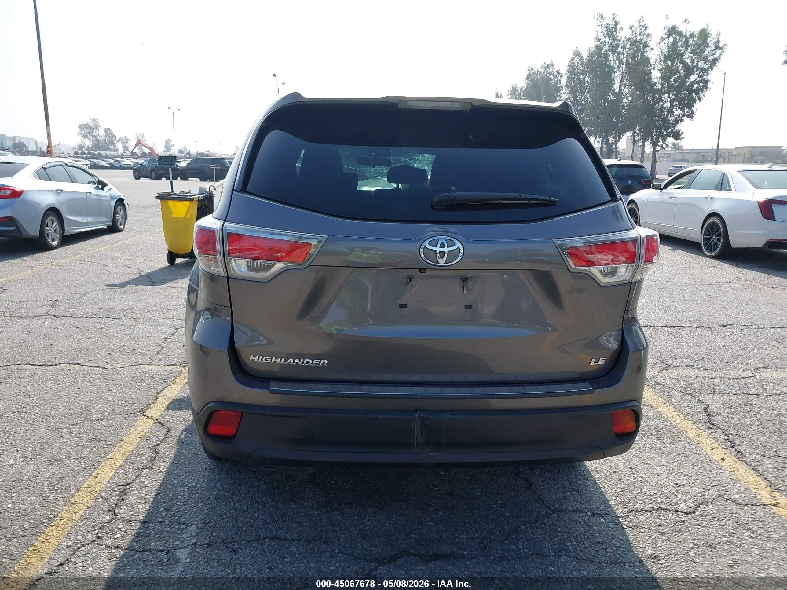 2014 Toyota Highlander Le Gray vin: 5TDZARFH5ES009027