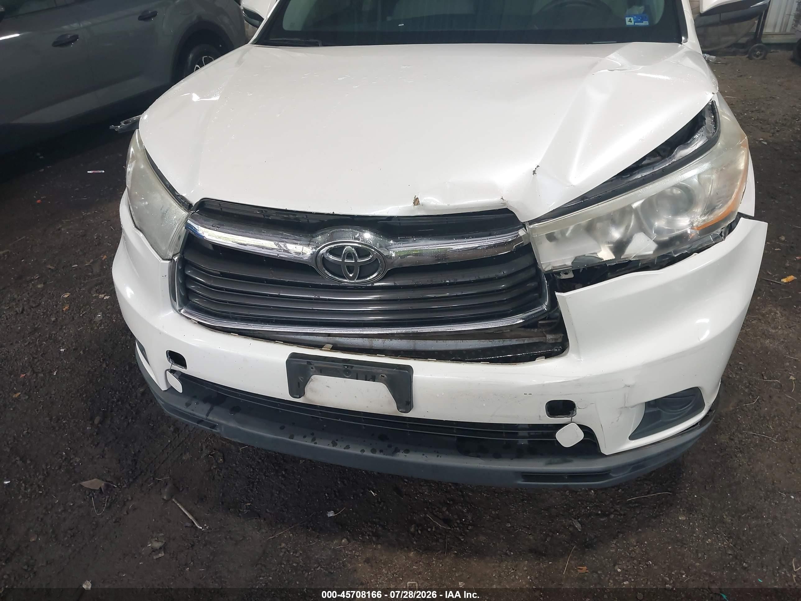 2014 Toyota Highlander Le White vin: 5TDZARFH6ES006153