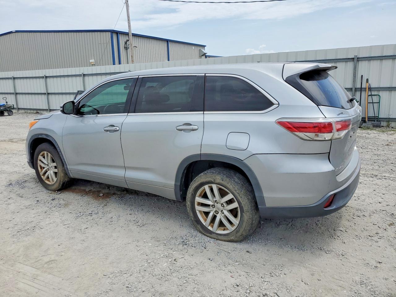 2015 Toyota Highlander Le Silver vin: 5TDZARFH6FS016246