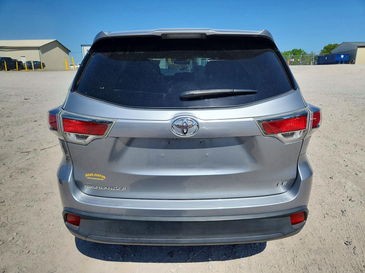 2014 Toyota Highlander Le Серебряный vin: 5TDZARFH7ES008283