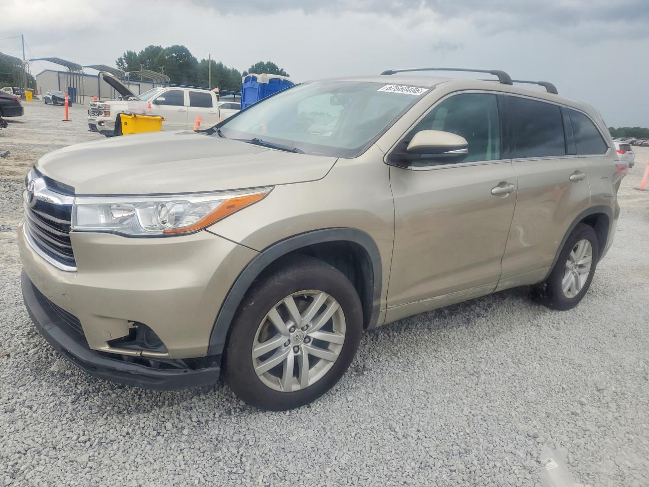 2014 Toyota Highlander Le Серебряный vin: 5TDZARFH8ES006428