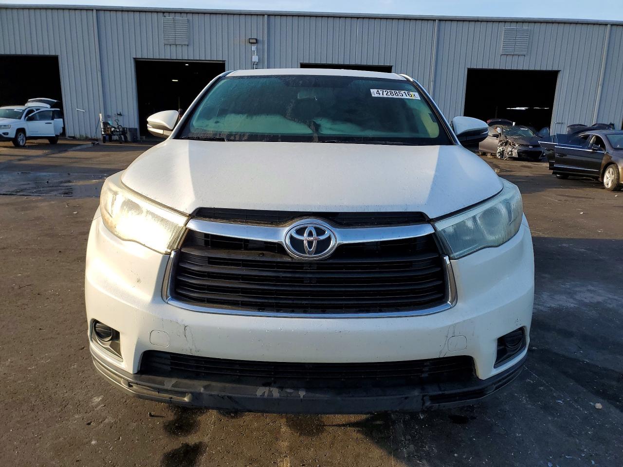 2015 Toyota Highlander Le Cream vin: 5TDZARFHXFS015021