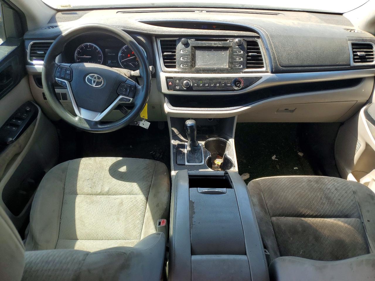 2016 Toyota Highlander Le White vin: 5TDZARFHXGS020852