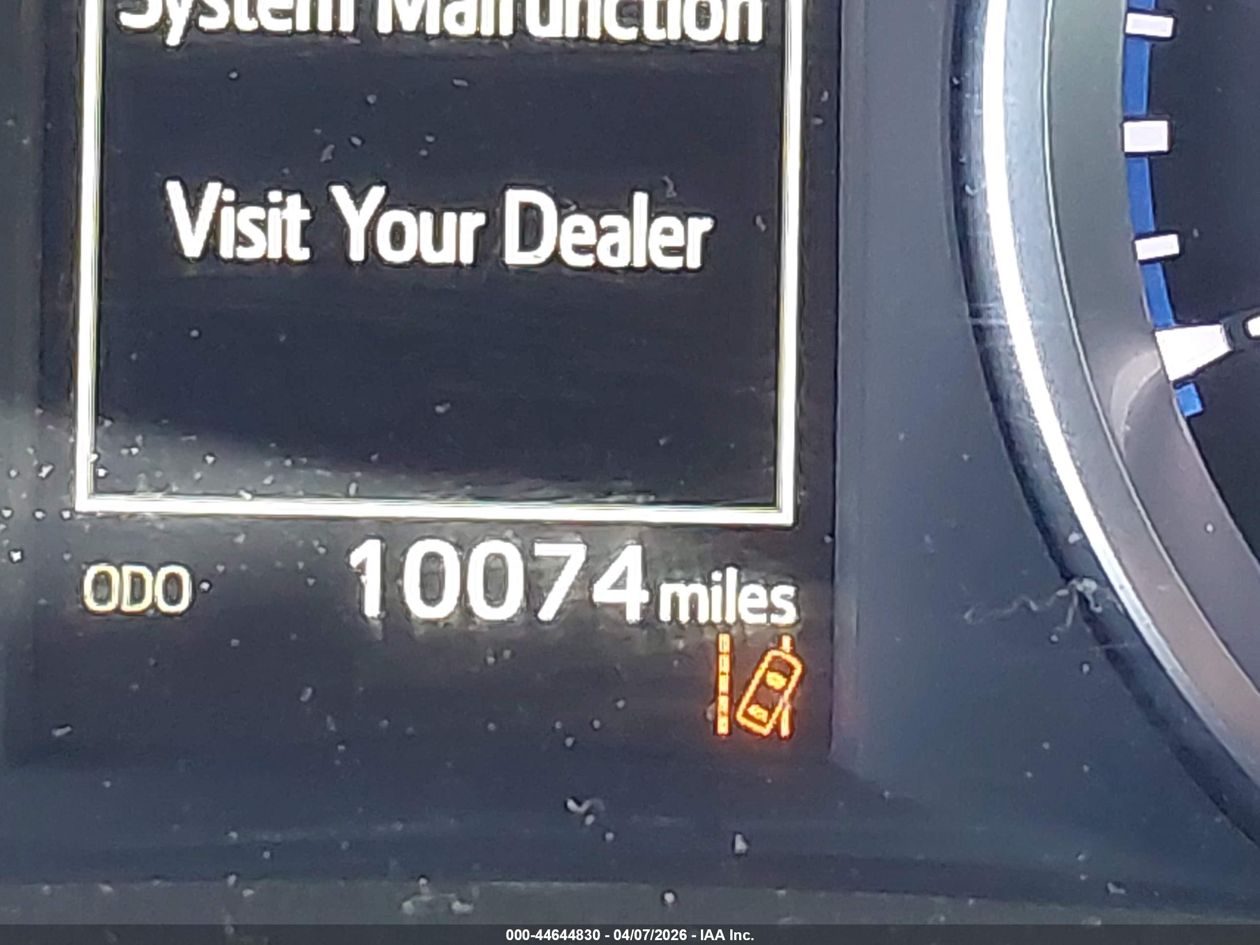 2019 Toyota Highlander Le Silver vin: 5TDZARFHXKS057232