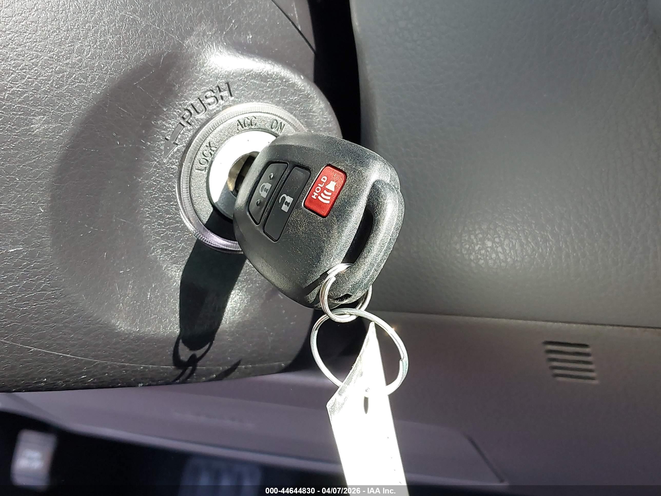 2019 Toyota Highlander Le Silver vin: 5TDZARFHXKS057232