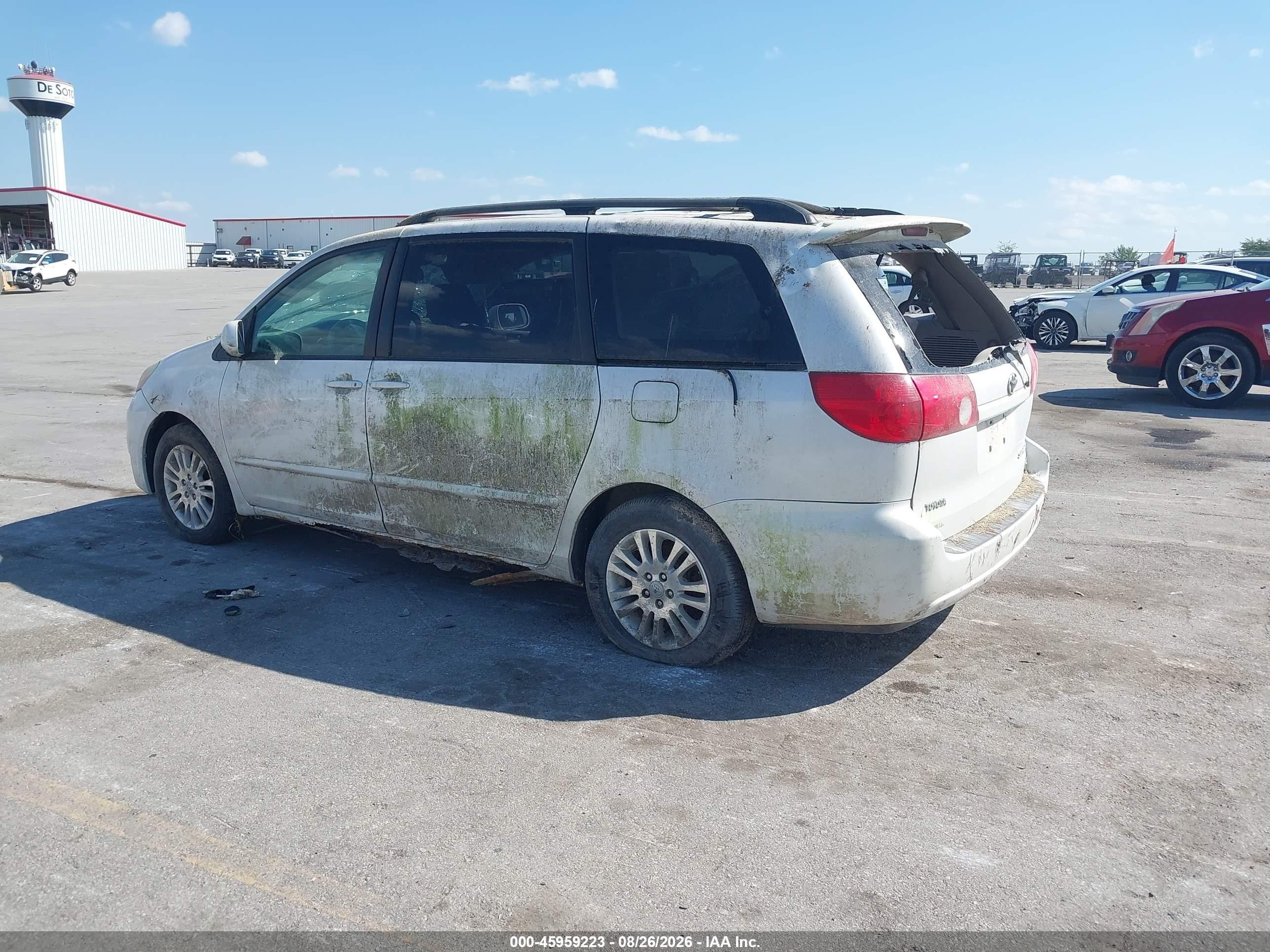 2007 Toyota Sienna Xle White vin: 5TDZK22C07S041076