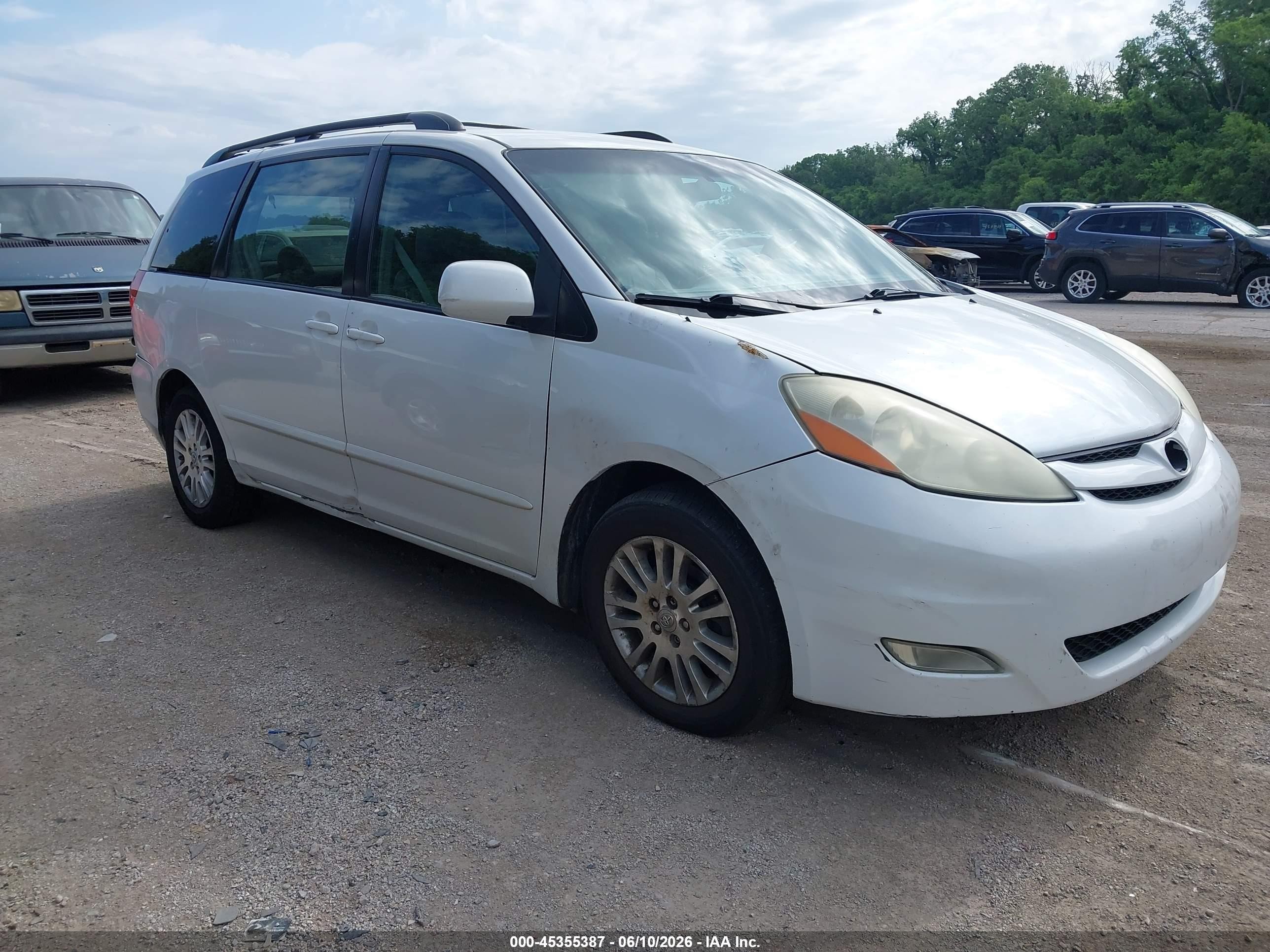 2007 Toyota Sienna Xle Белый vin: 5TDZK22C07S047055