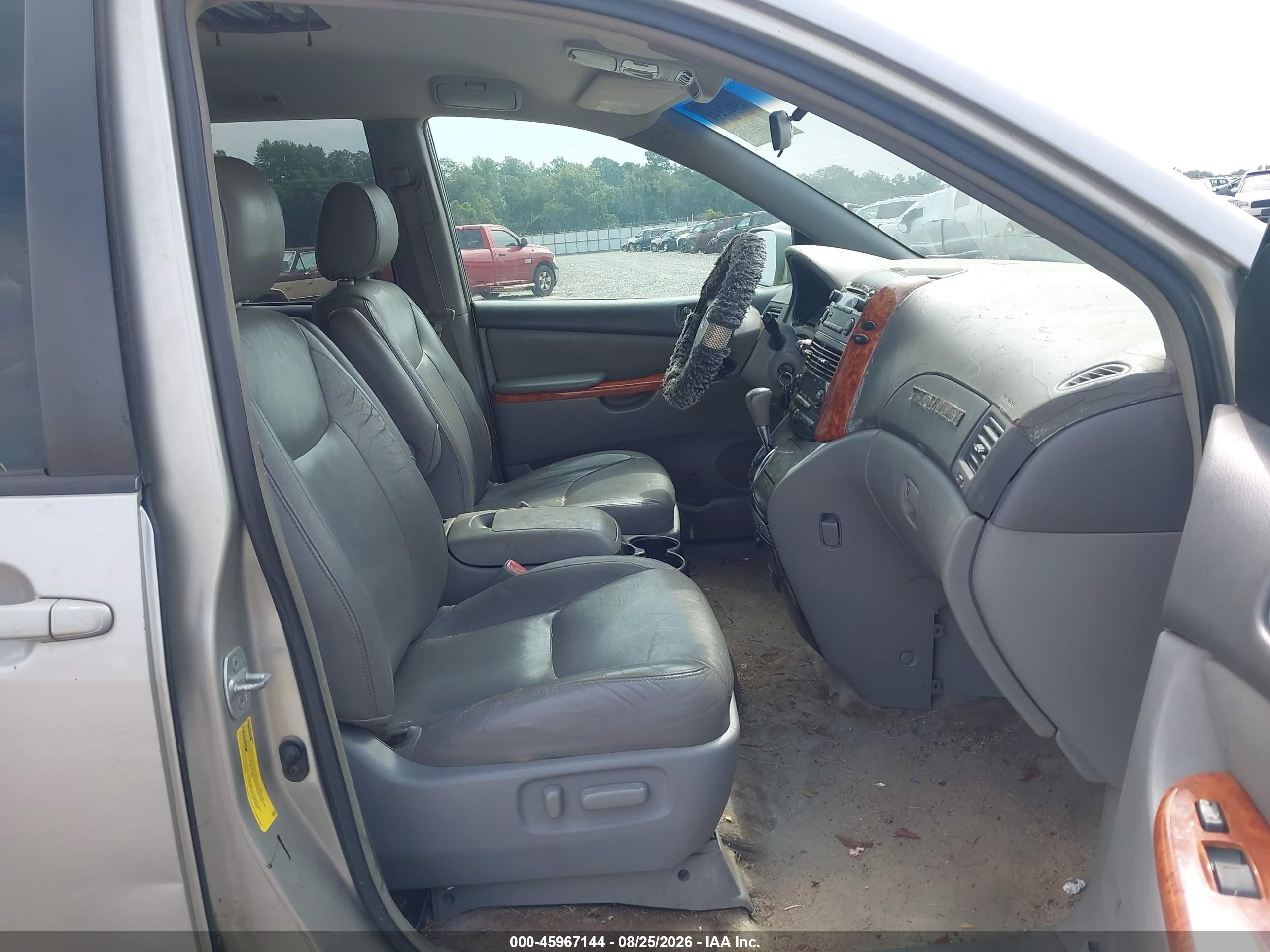 2007 Toyota Sienna Xle Silver vin: 5TDZK22C07S052269