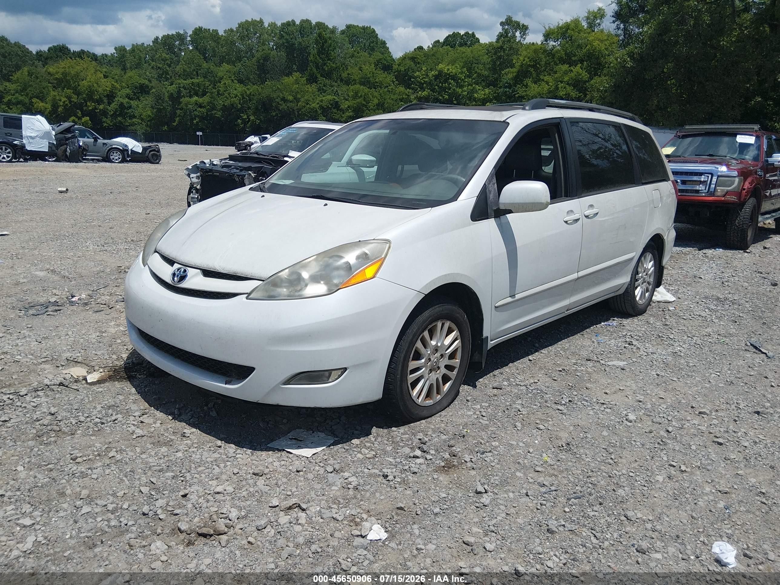 2007 Toyota Sienna Xle White vin: 5TDZK22C07S089399