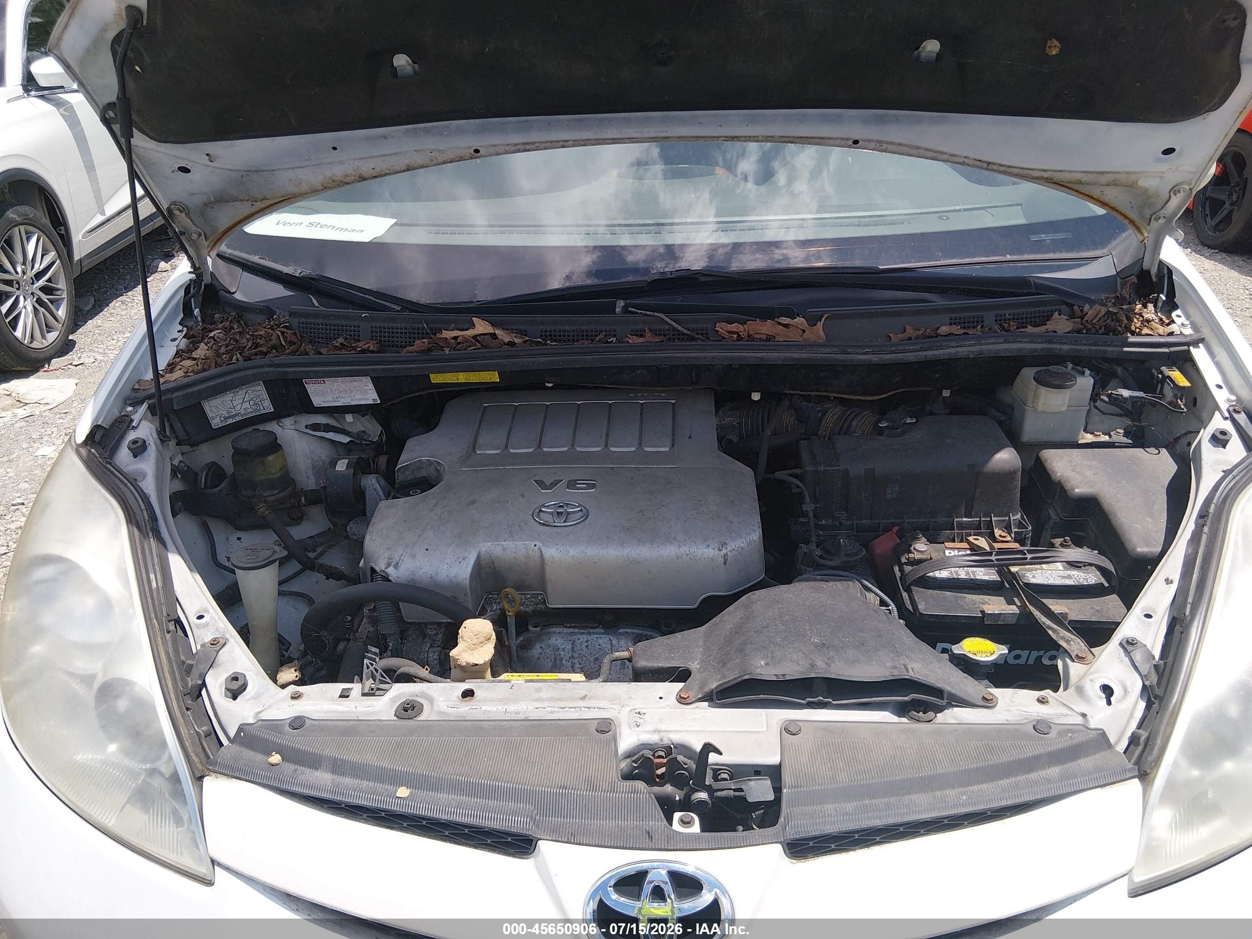 2007 Toyota Sienna Xle White vin: 5TDZK22C07S089399