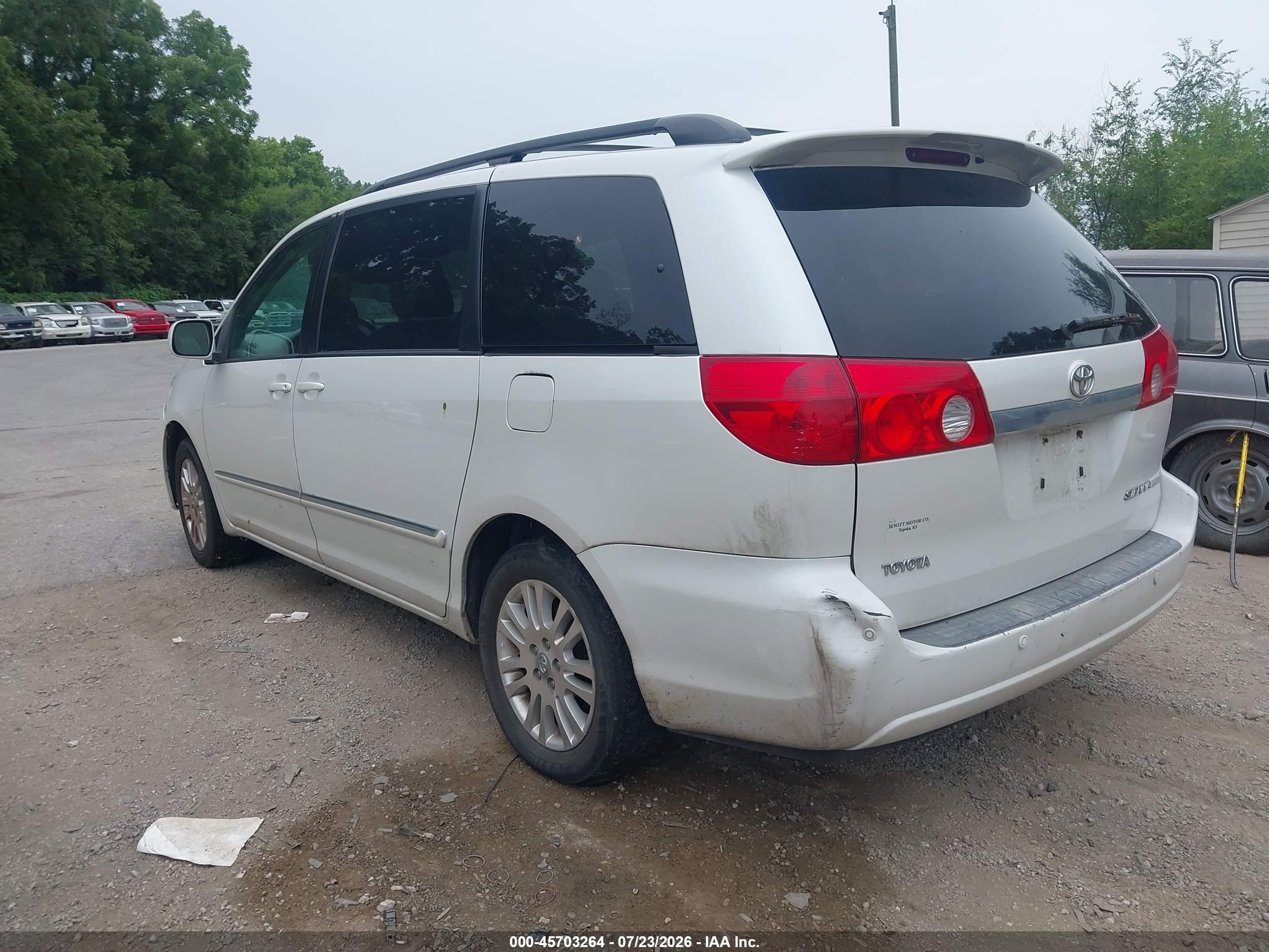 2008 Toyota Sienna Limited White vin: 5TDZK22C08S123956