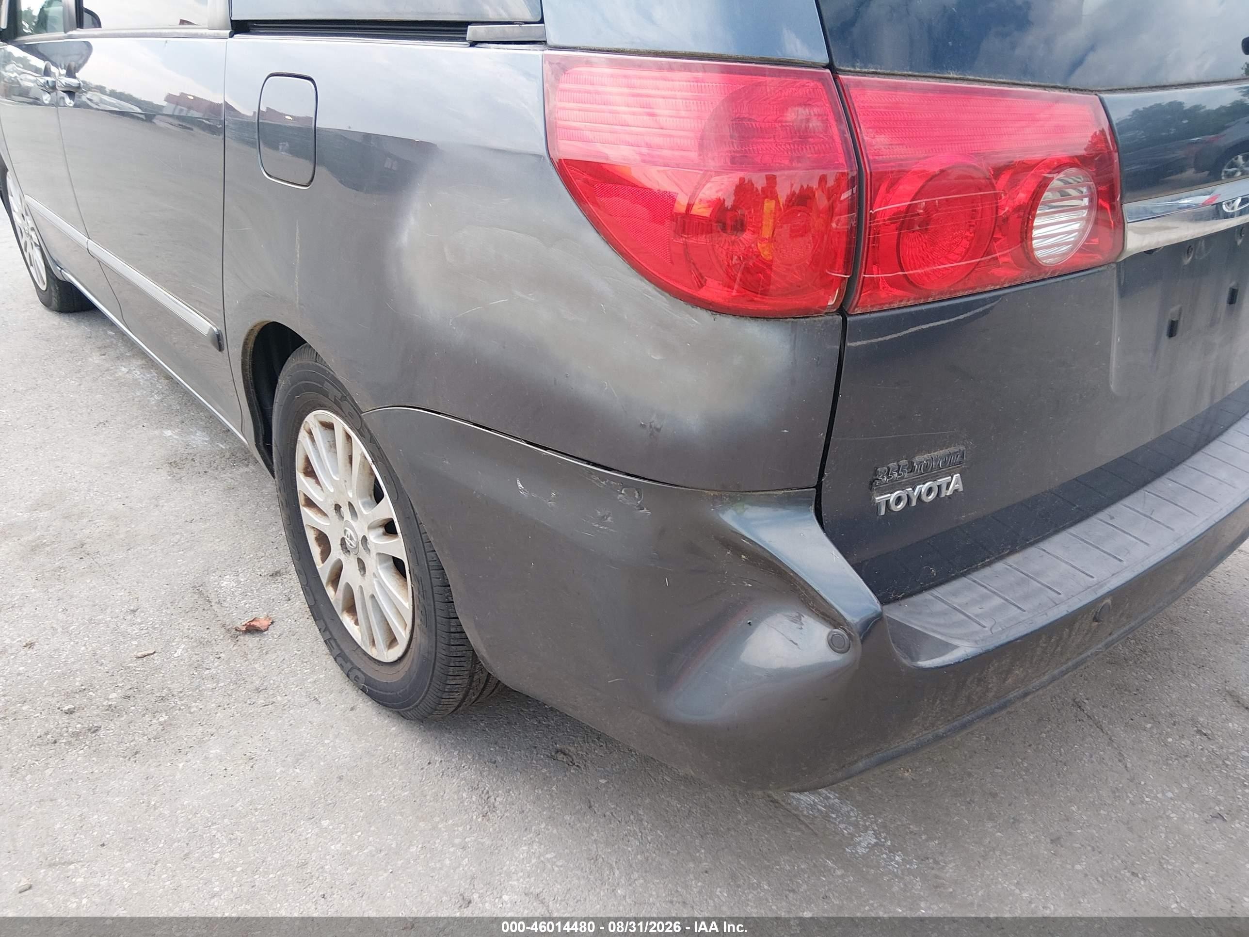 2008 Toyota Sienna Limited Gray vin: 5TDZK22C18S166931