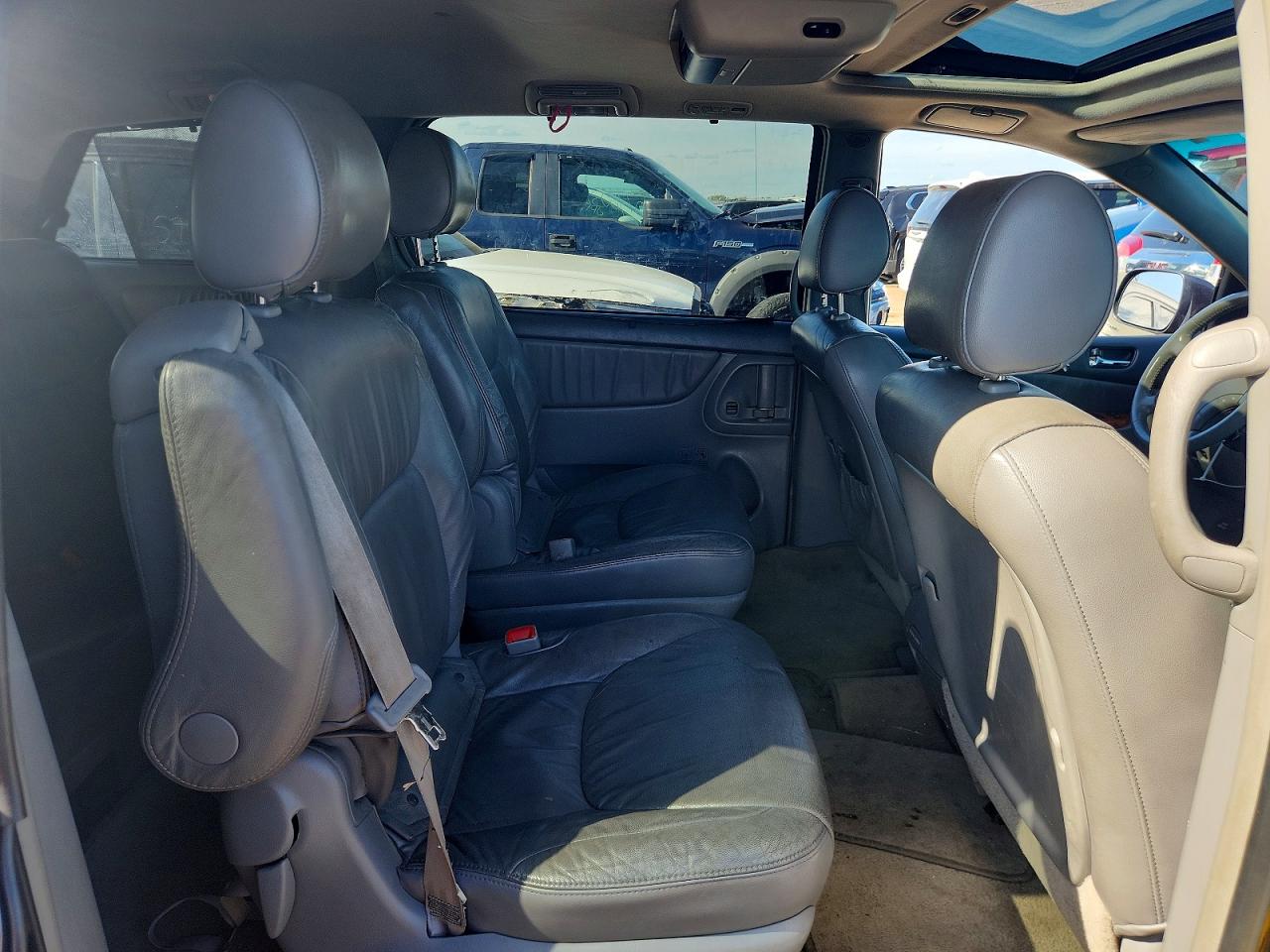2008 Toyota Sienna Xle Blue vin: 5TDZK22C18S176715
